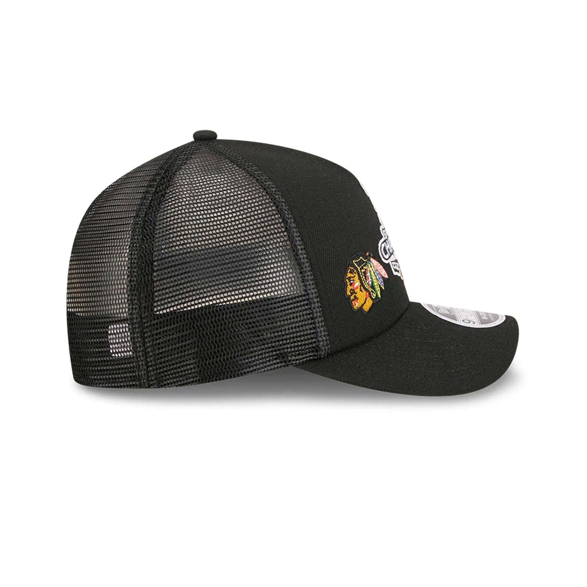 Blackhawks NHL Stanley Cup Black 9FORTY M-Crown A-Frame Trucker Adjustable Cap - Image 6