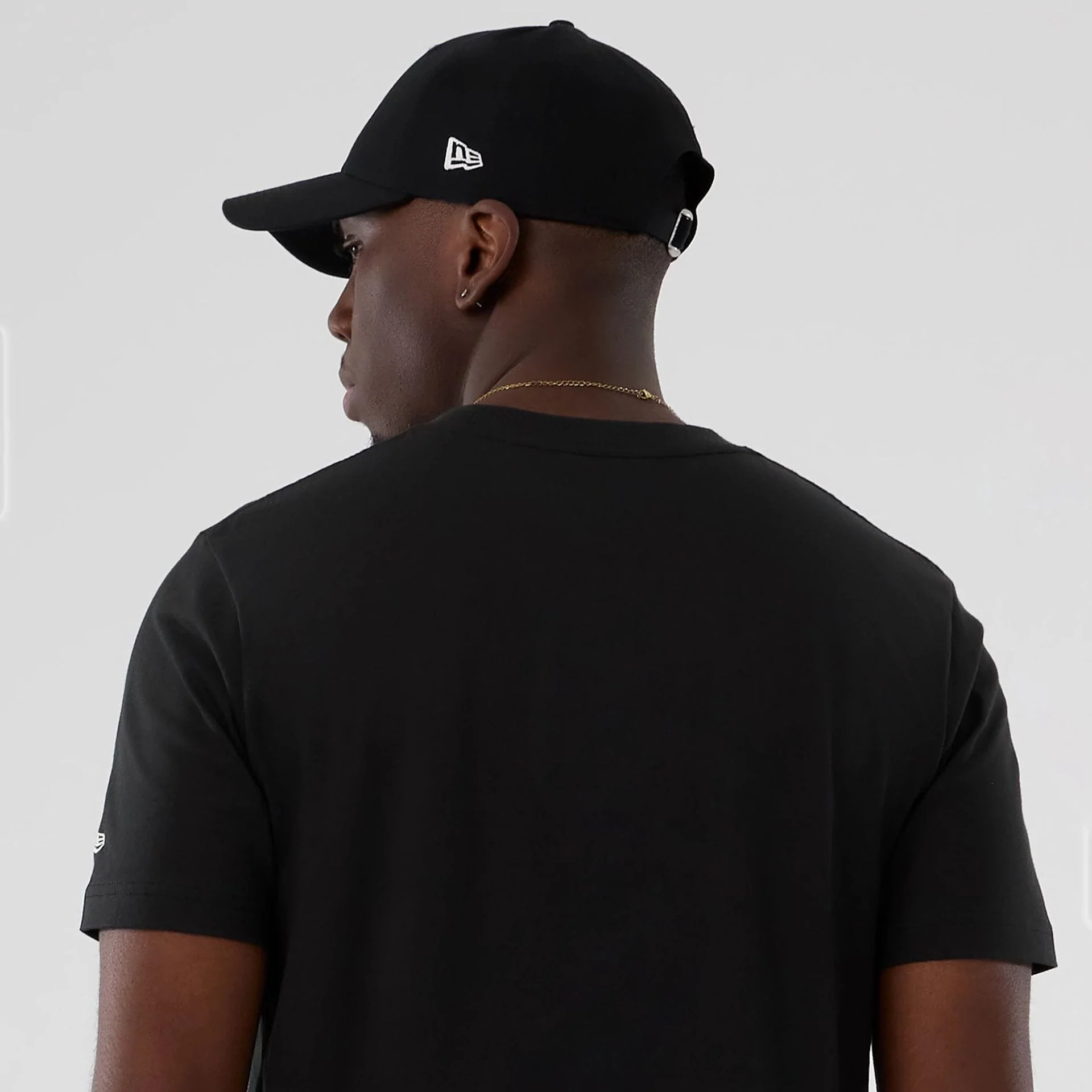 Boston Celtics NBA Hardwood Classic Black T-Shirt - Image 6