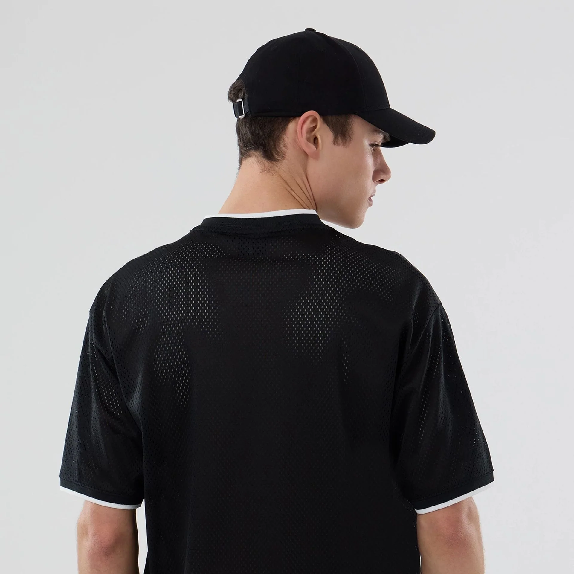 Brooklyn Nets NBA Mesh Black Oversized T-Shirt - Image 6