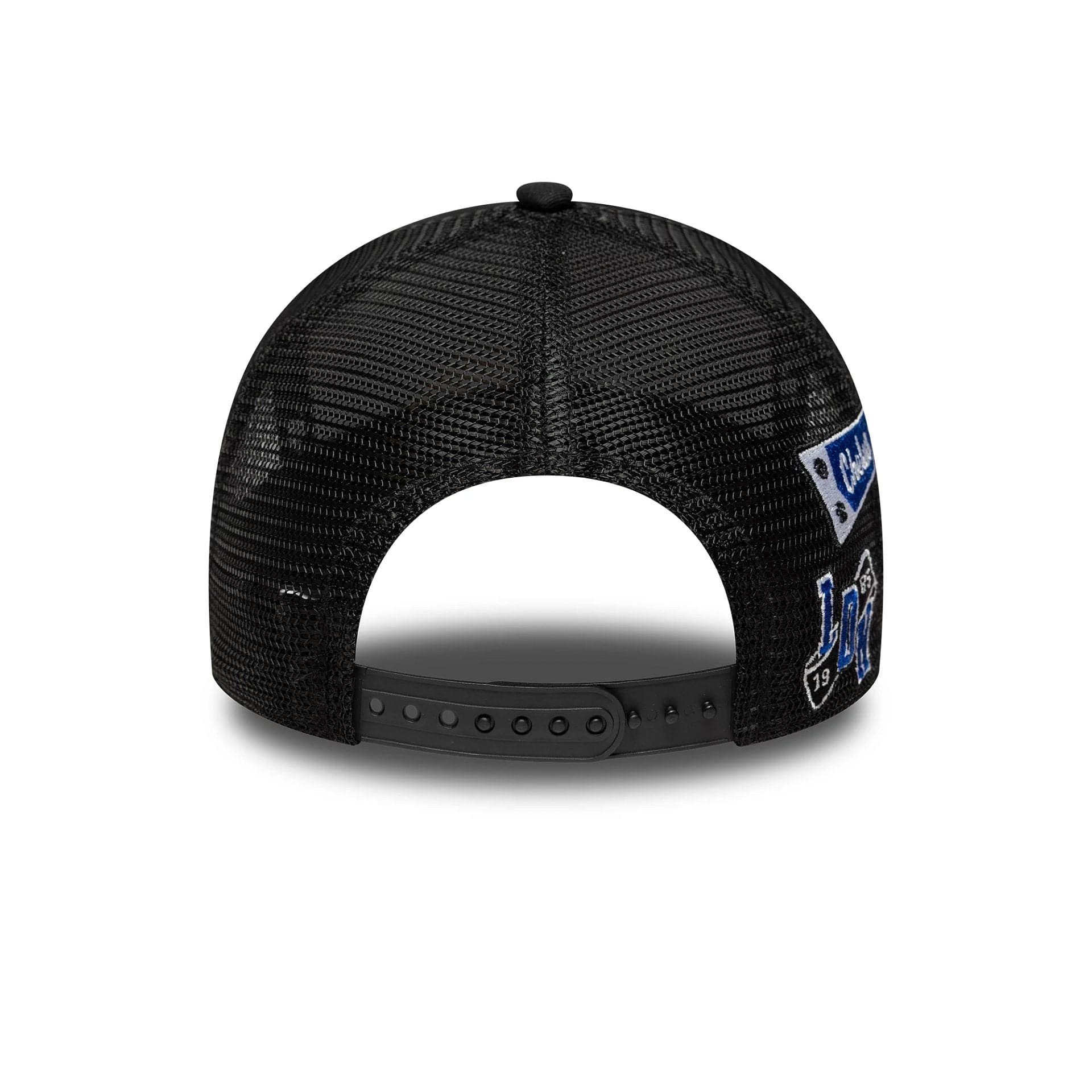 Chelsea FC Lion Crest Patch Black 9FORTY A-Frame Trucker Cap - Image 4
