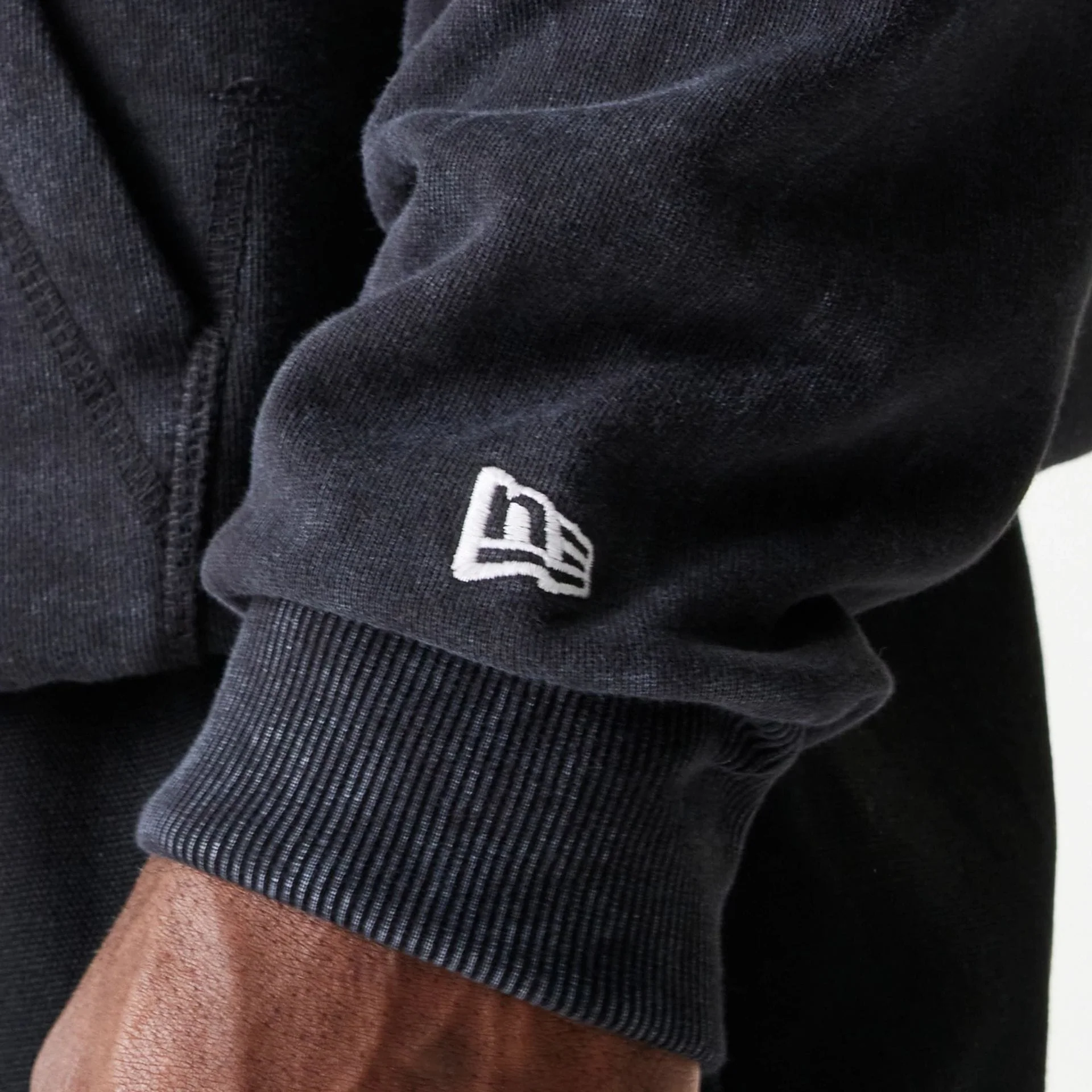 Chicago Bears NFL Games Premium Apparel Black Oversized Pullover Hoodie - Image 4