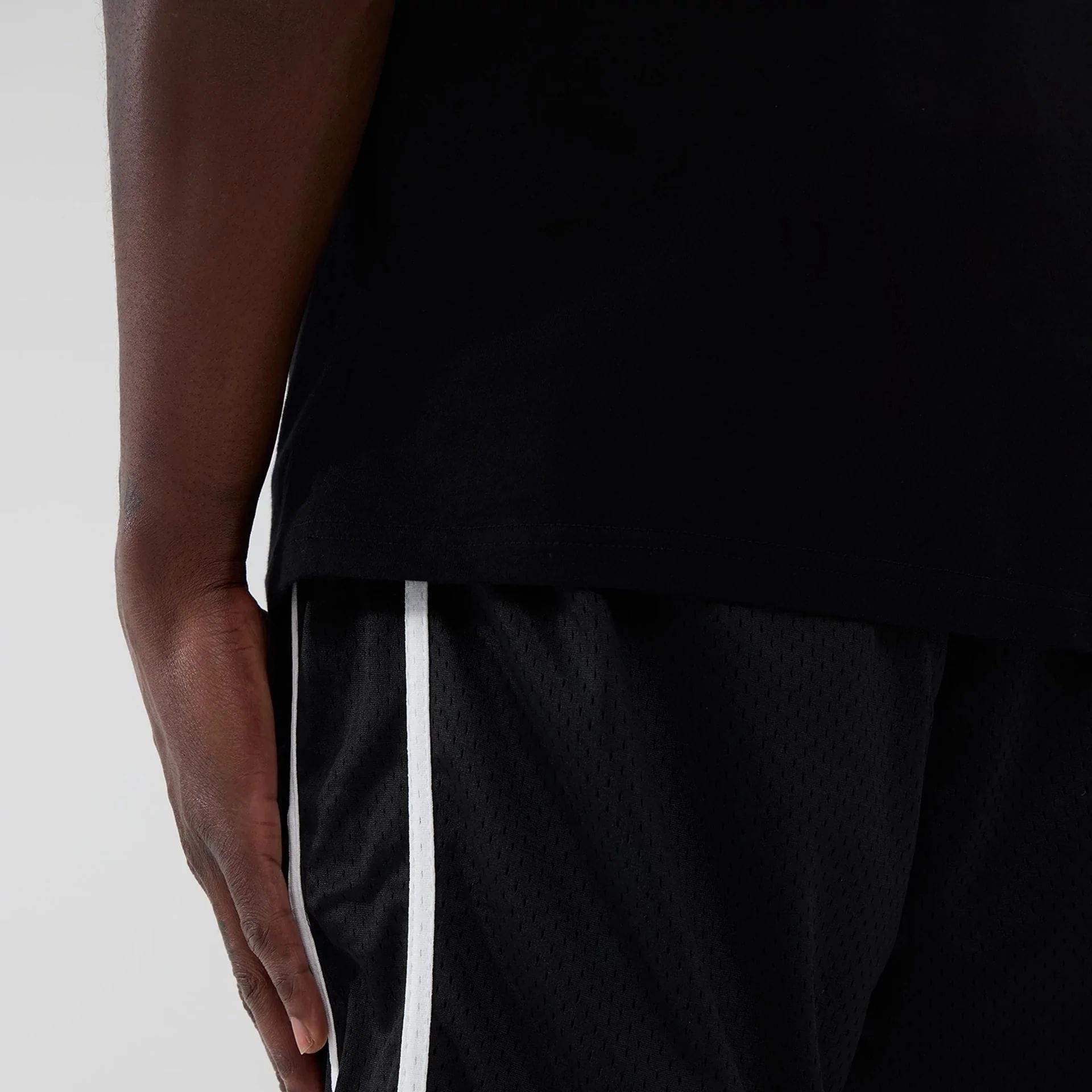 Chicago Bulls NBA Black Mesh Shorts - Image 5