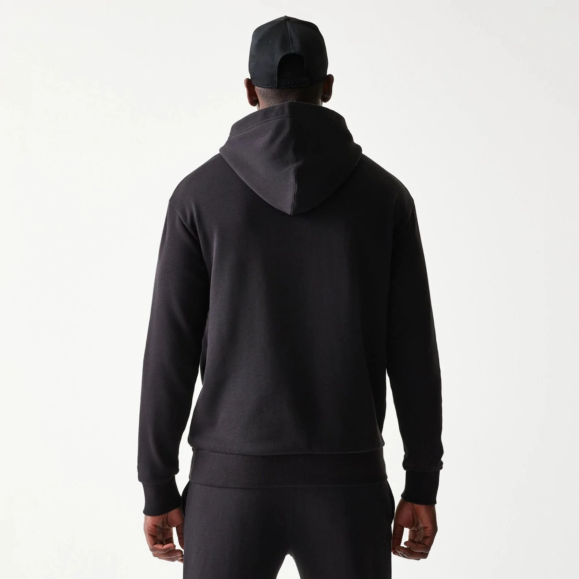 Chicago Bulls NBA Black Oversized Pullover Hoodie - Image 2