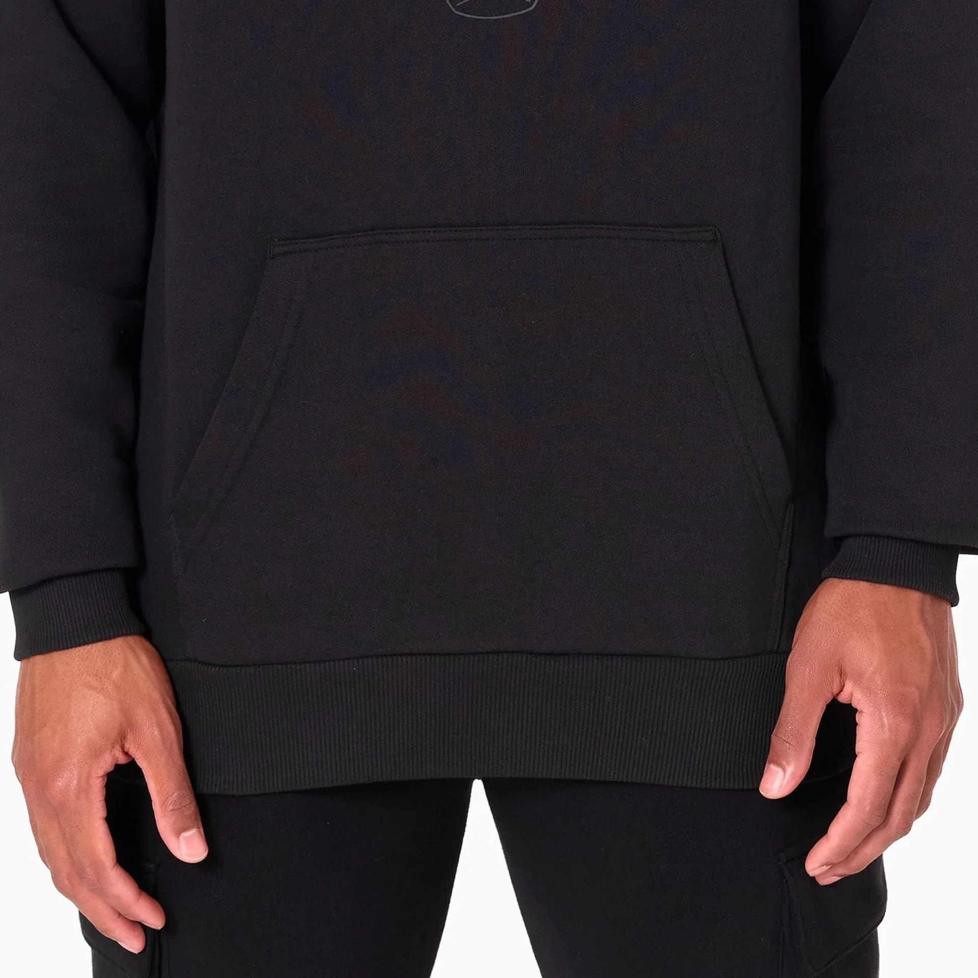 Chicago Bulls NBA Black Pullover Hoodie - Image 5