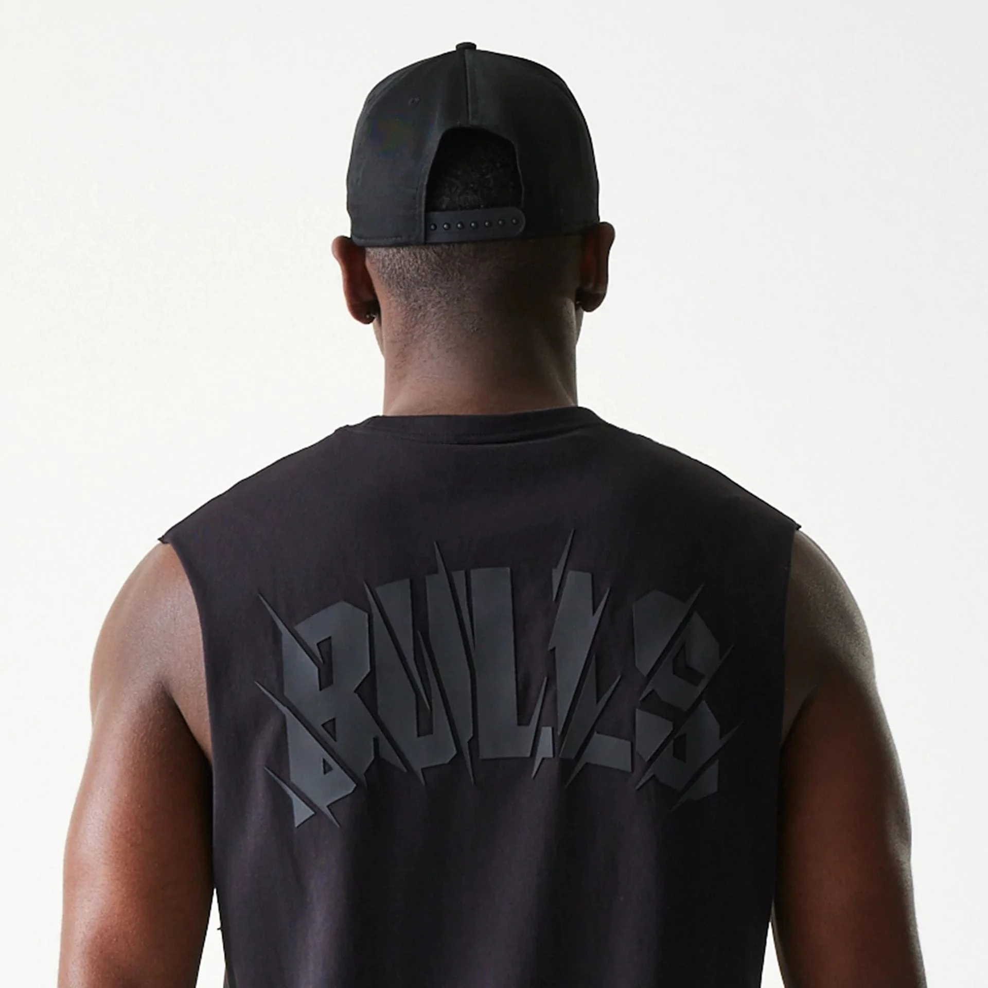 Chicago Bulls NBA Black Sleeveless T-Shirt - Image 7