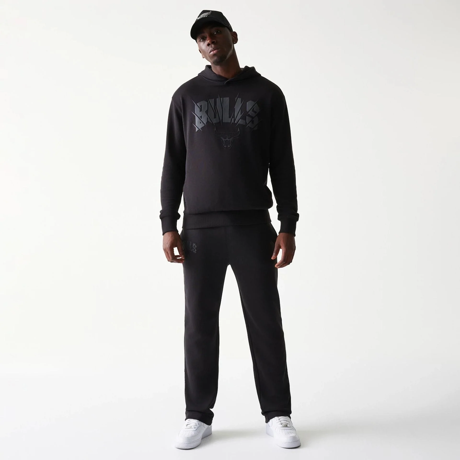 Chicago Bulls NBA Black Straight Leg Joggers - Image 8