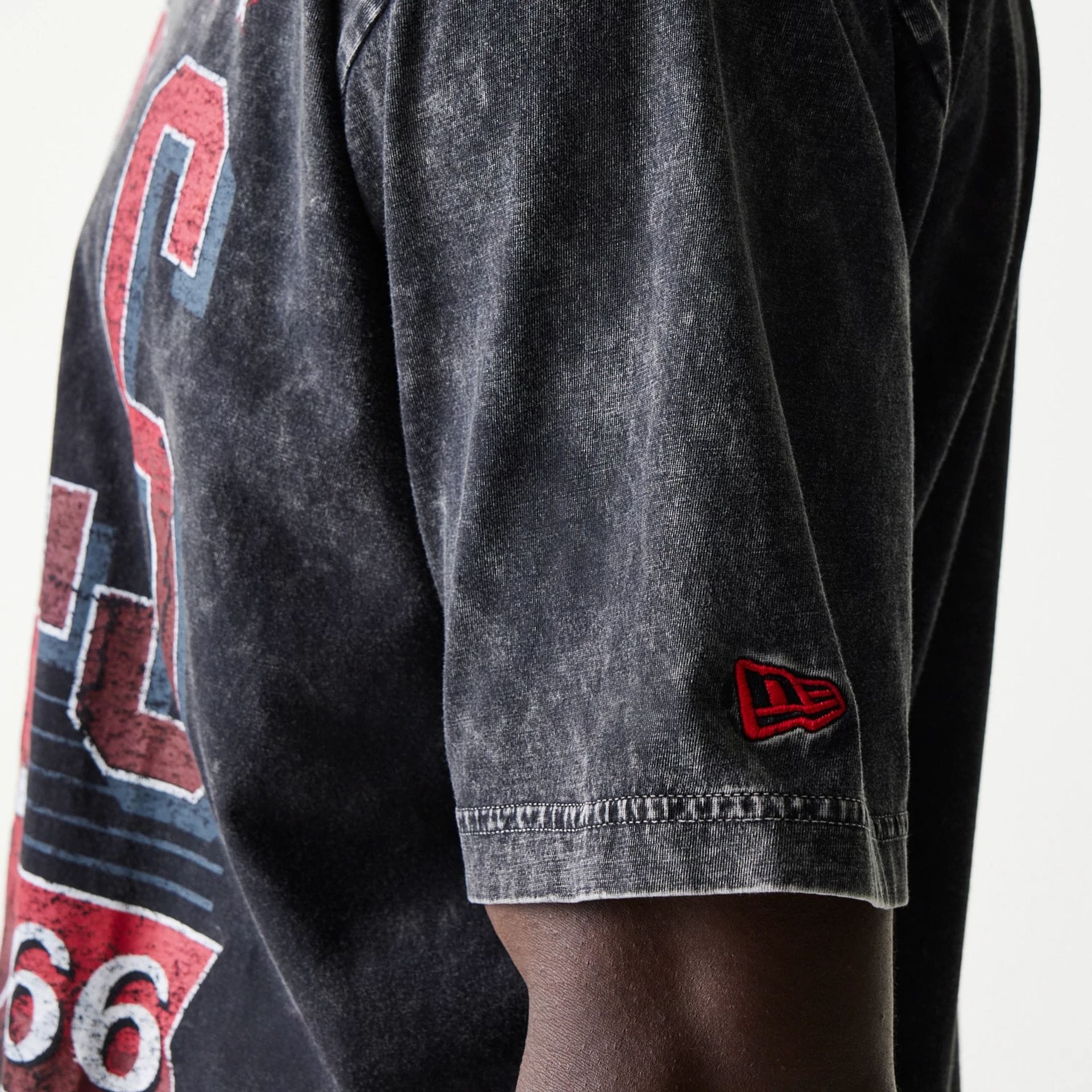Chicago Bulls NBA Black T-Shirt - Image 4