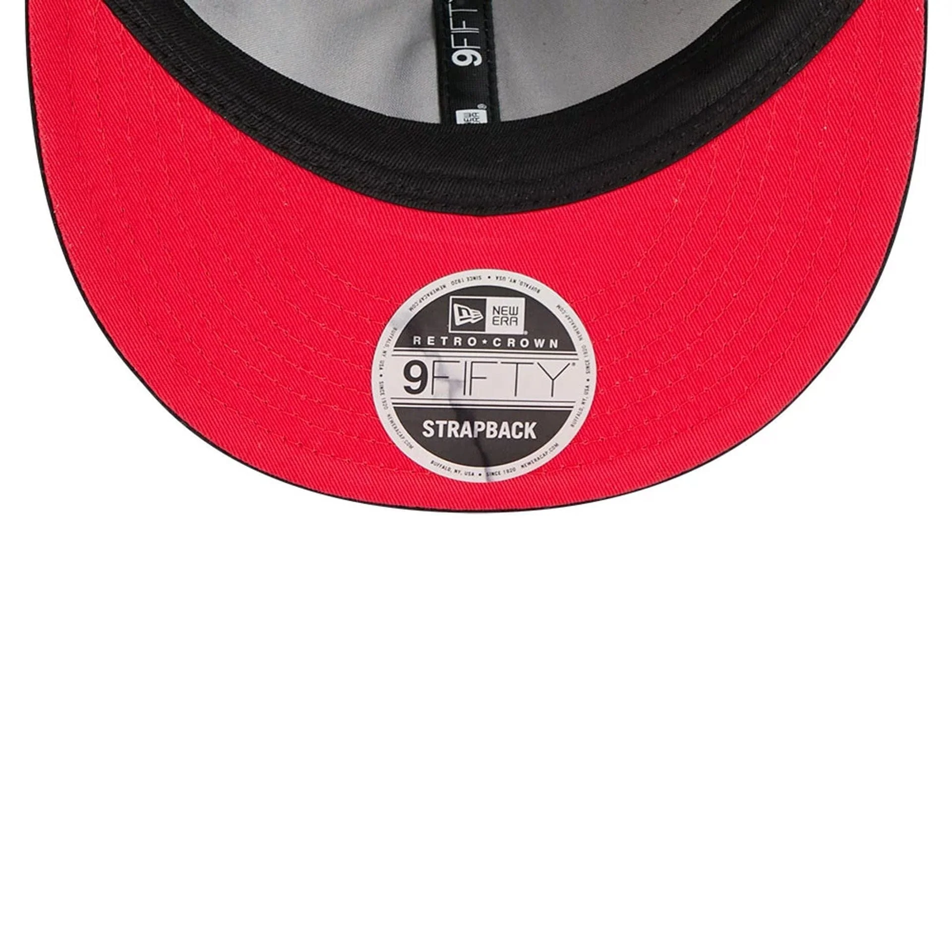 Chicago Bulls NBA Chenille Woven Black Retro Crown 9FIFTY Adjustable Cap - Image 3