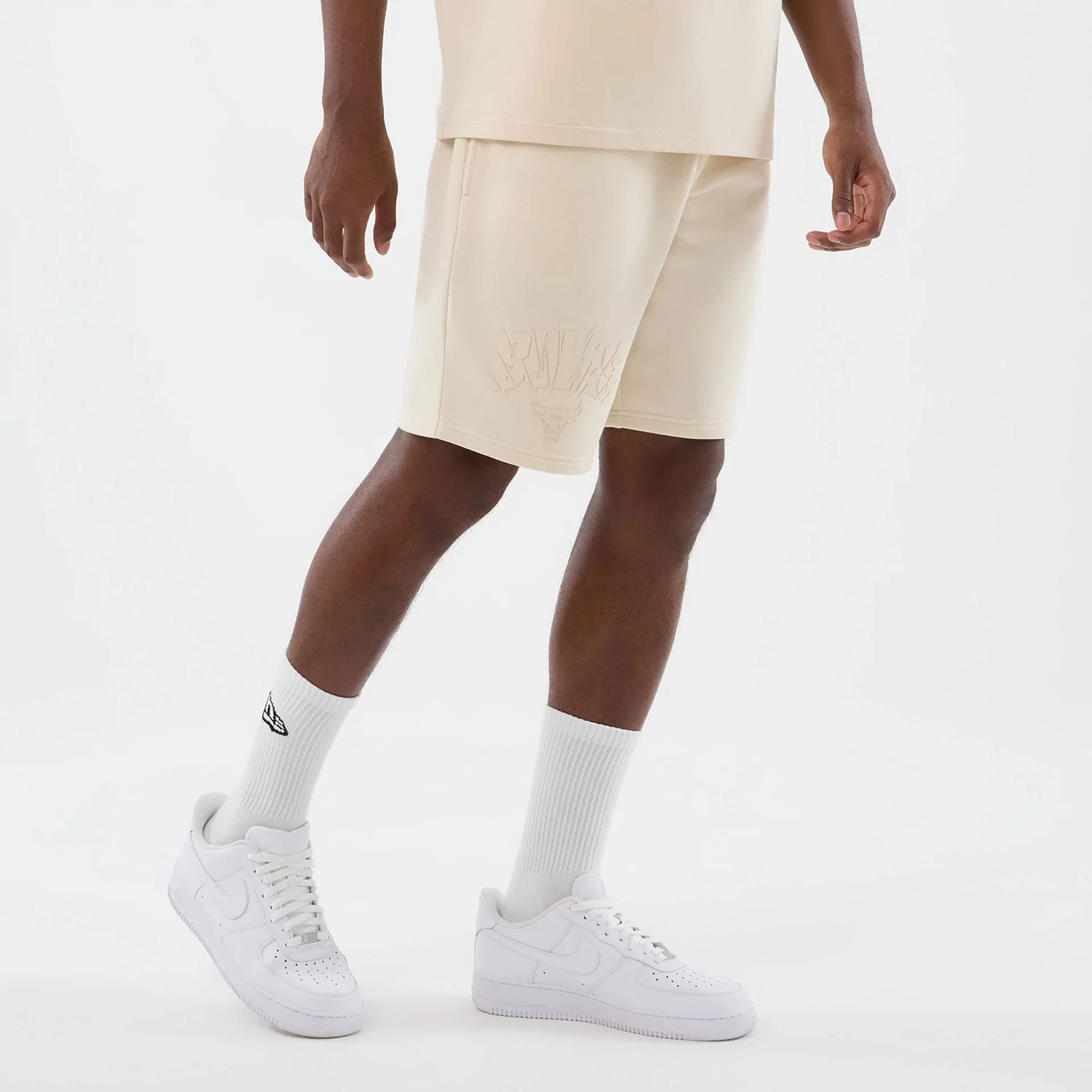 Chicago Bulls NBA Core Plus Light Beige Shorts - Image 3