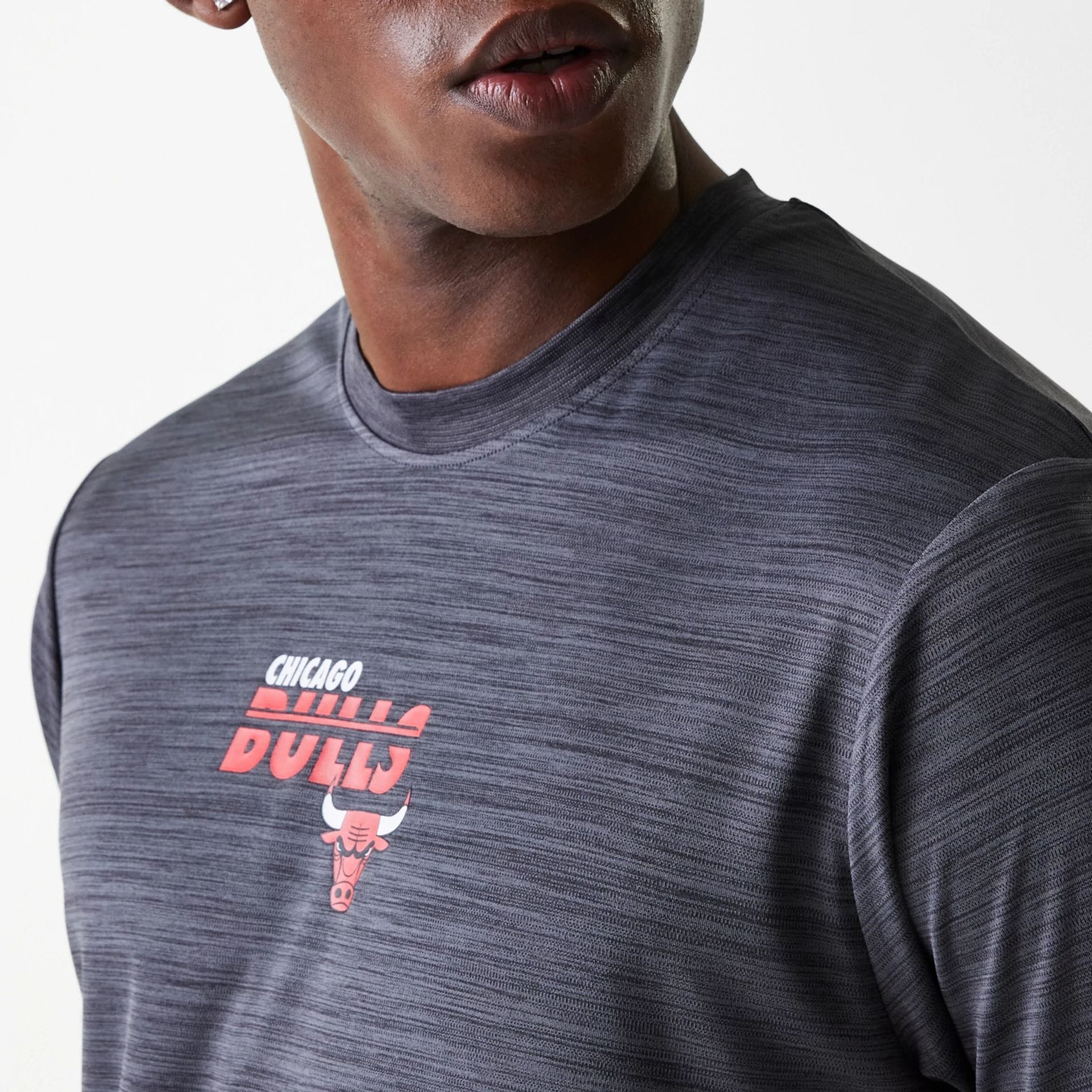 Chicago Bulls NBA Essentials Black T-Shirt - Image 4