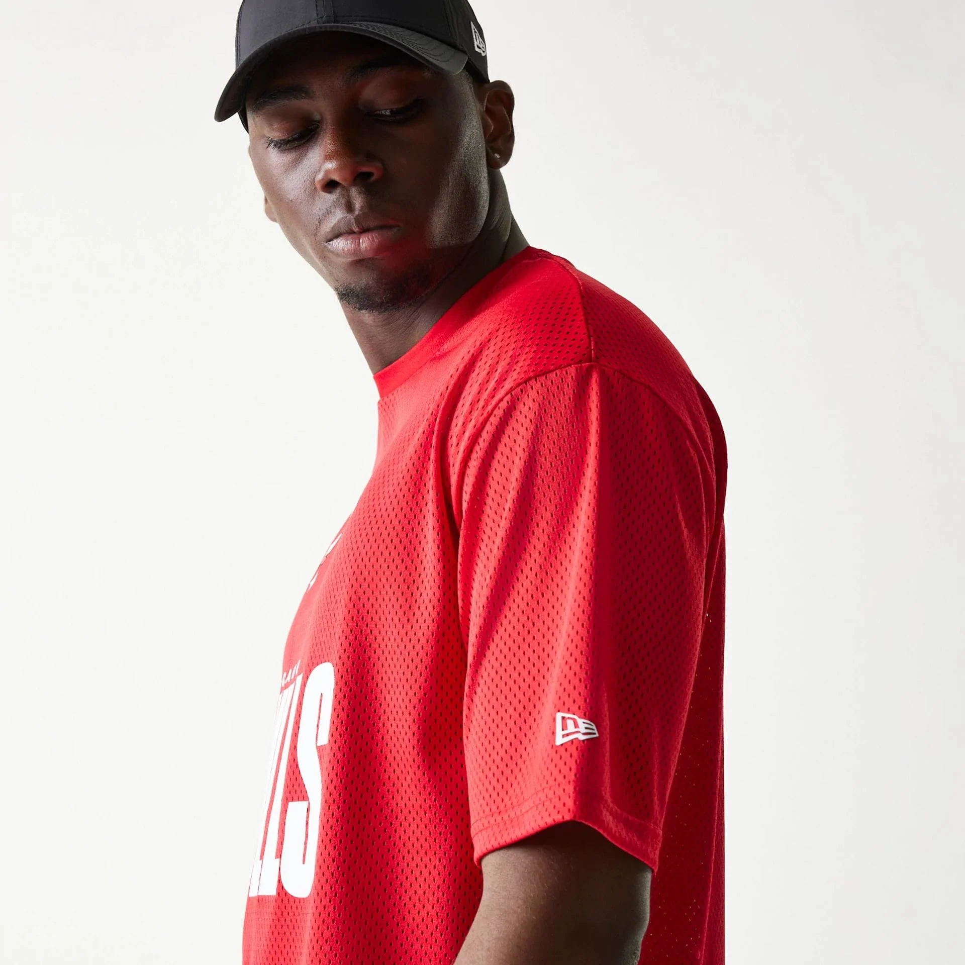 Chicago Bulls NBA Graphic Mesh Red T-Shirt - Image 5