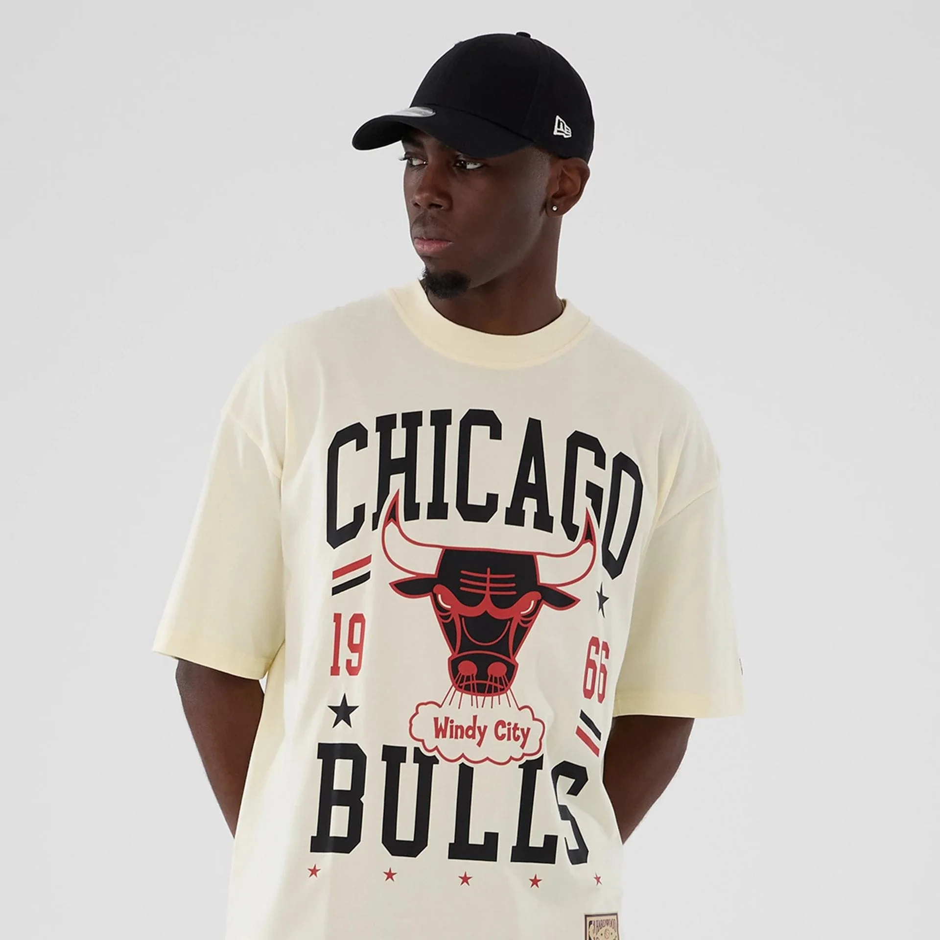 Chicago Bulls NBA Hardwood Classic Cream T-Shirt - Image 7