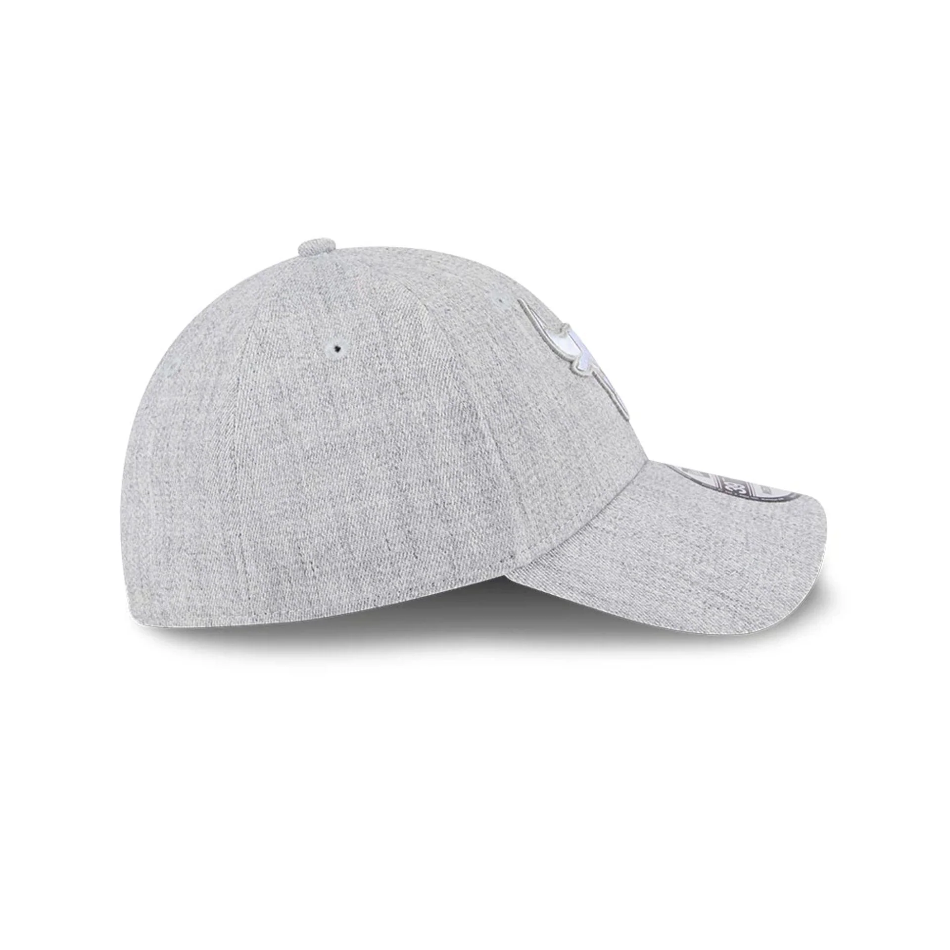 Chicago Bulls NBA Heather Grey 39THIRTY Stretch Fit Cap - Image 5