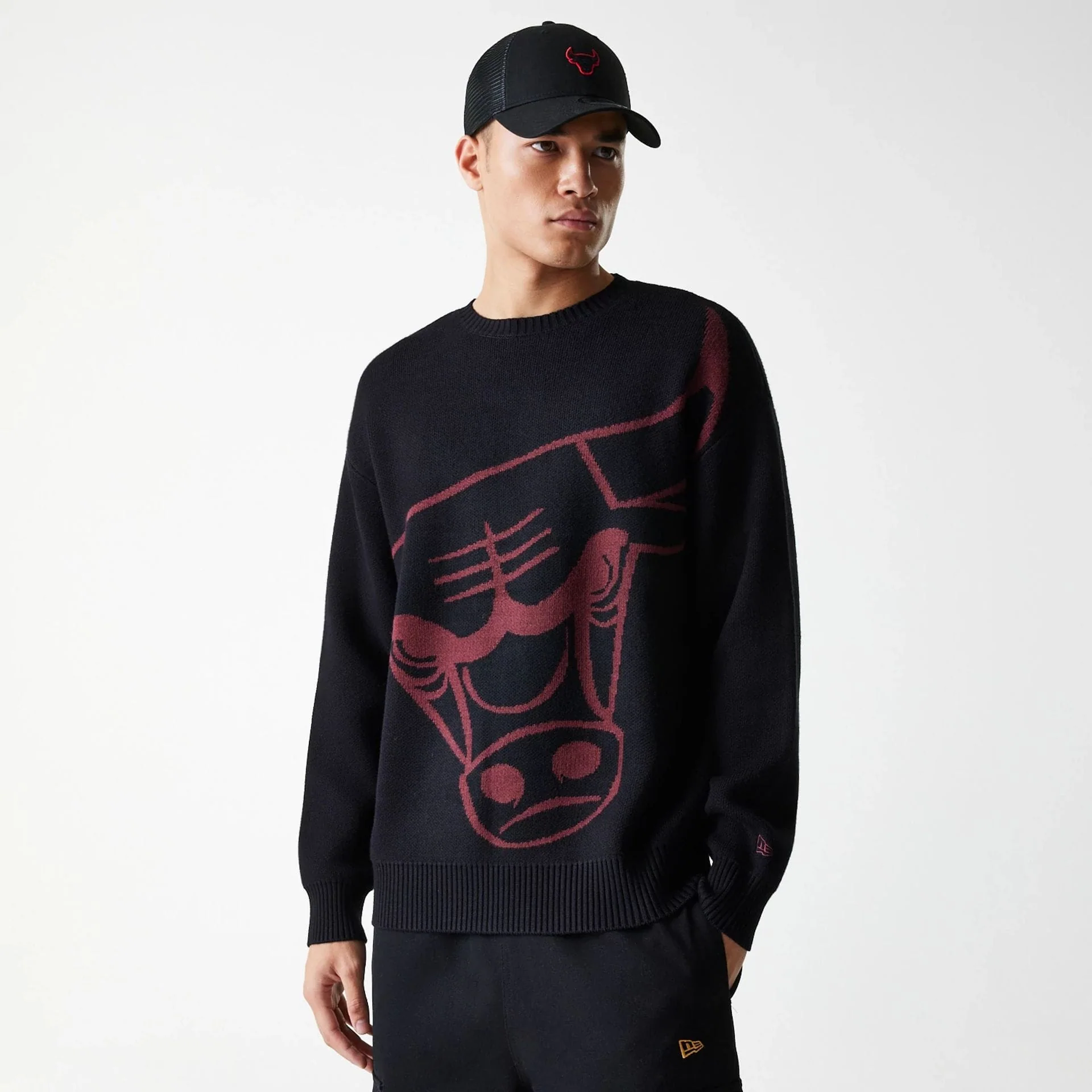Chicago Bulls NBA Knit Black Oversized Knit Sweater - Image 3