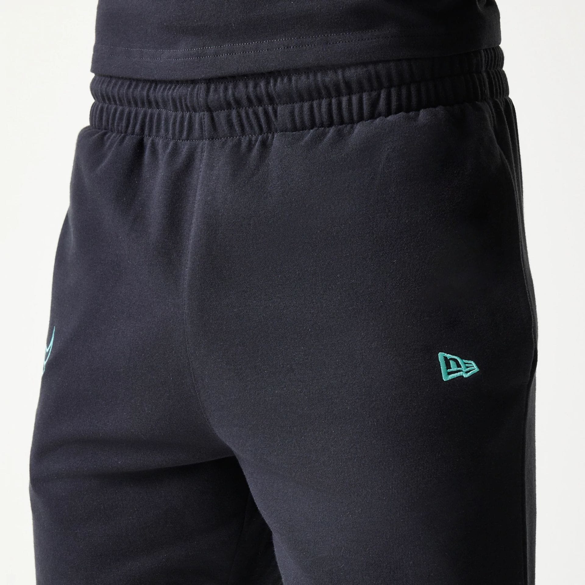 Chicago Bulls NBA League Essential Black Shorts - Image 4
