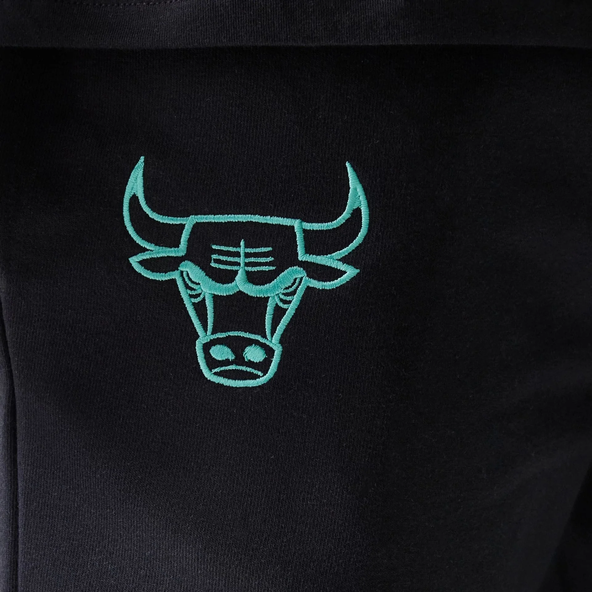 Chicago Bulls NBA League Essential Black Shorts - Image 5