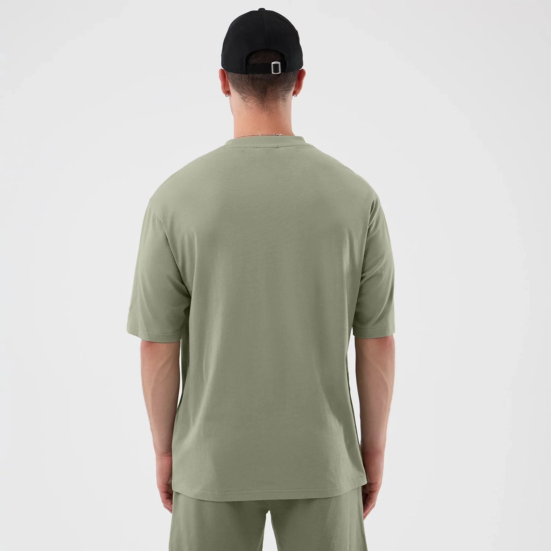Chicago Bulls NBA League Essential Pastel Green Oversized T-Shirt - Image 2