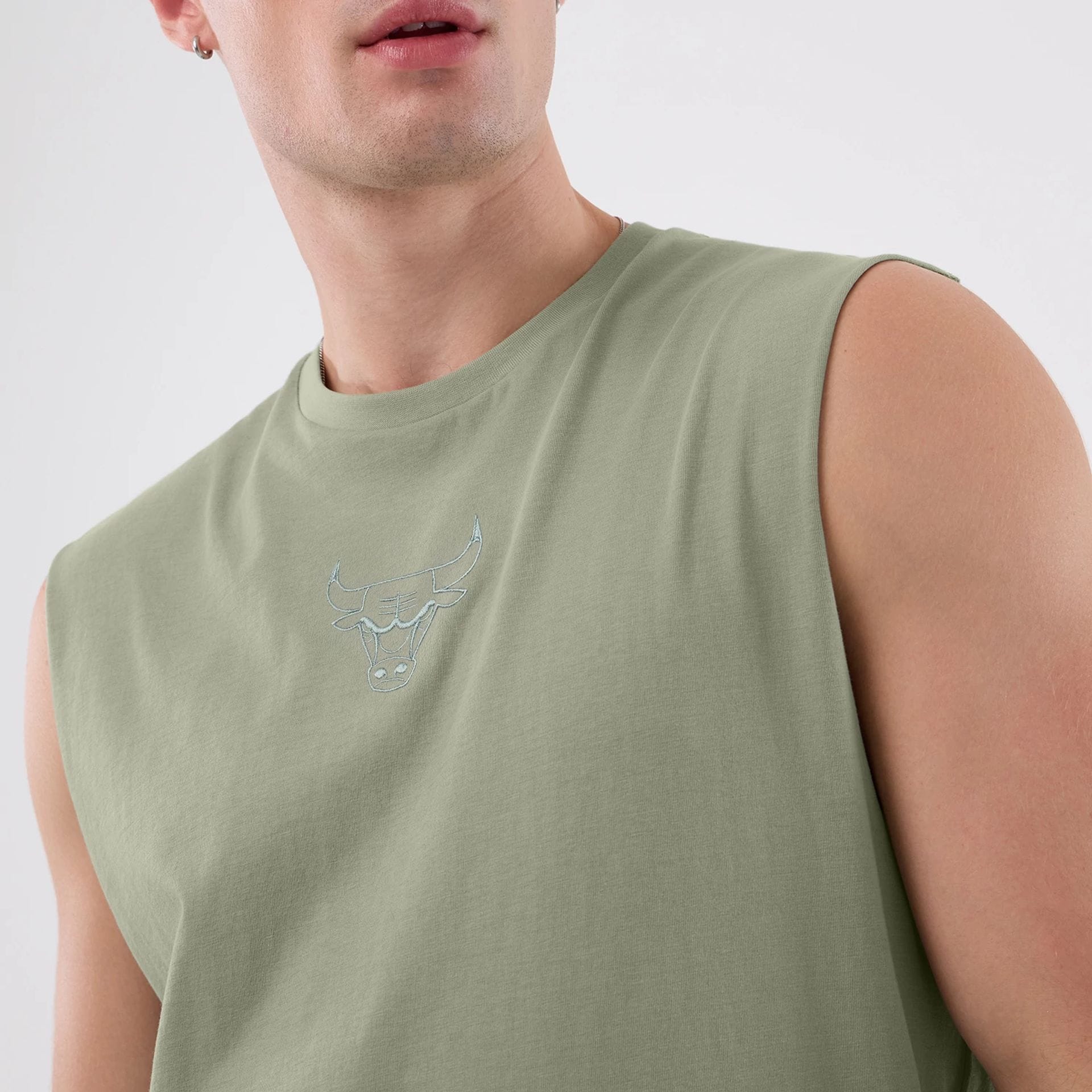 Chicago Bulls NBA League Essential Pastel Green Vest - Image 3