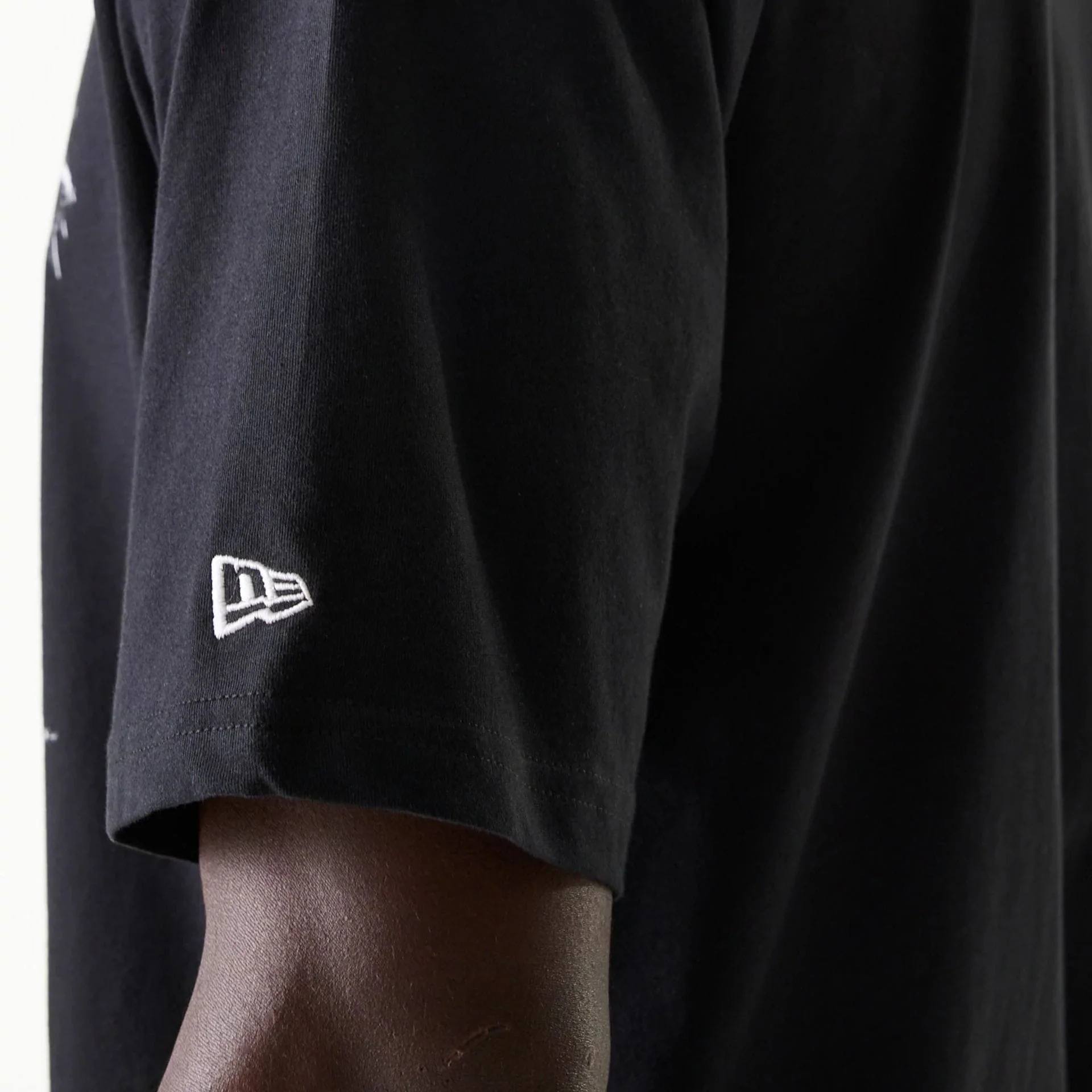 Chicago Bulls NBA Palm Tree Black Oversized T-Shirt - Image 6