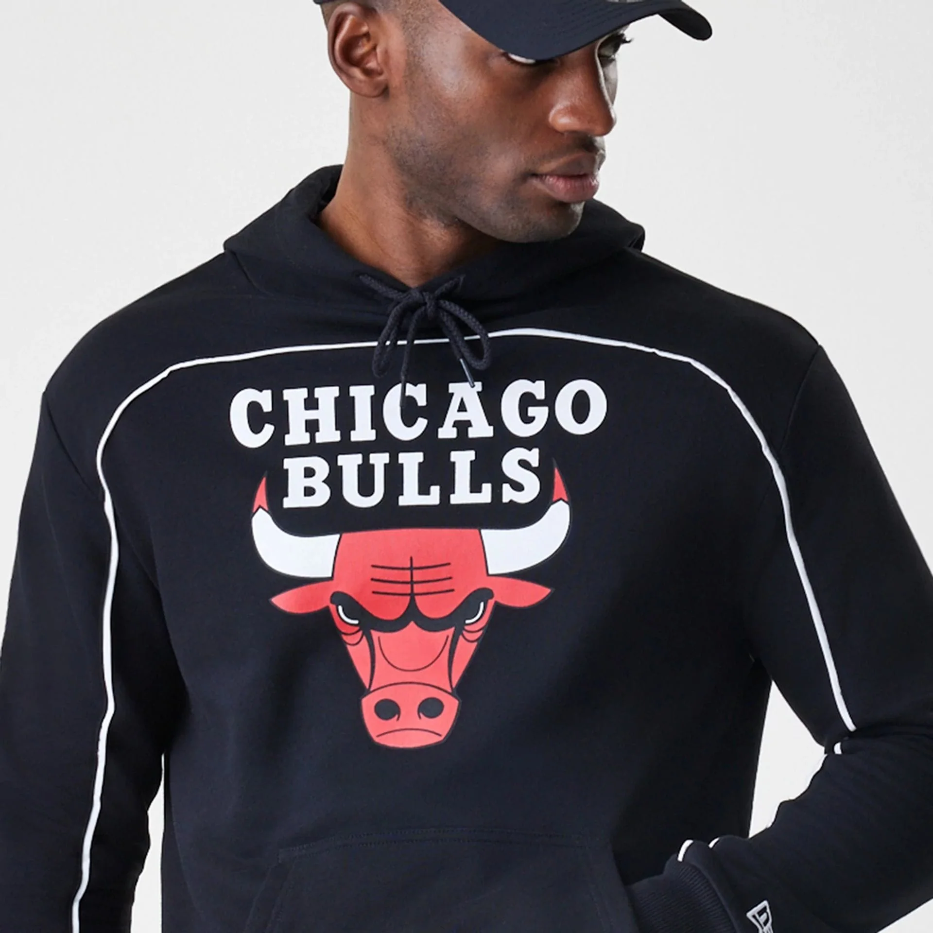 Chicago Bulls NBA Piping Stripe Black Oversized Pullover Hoodie - Image 6