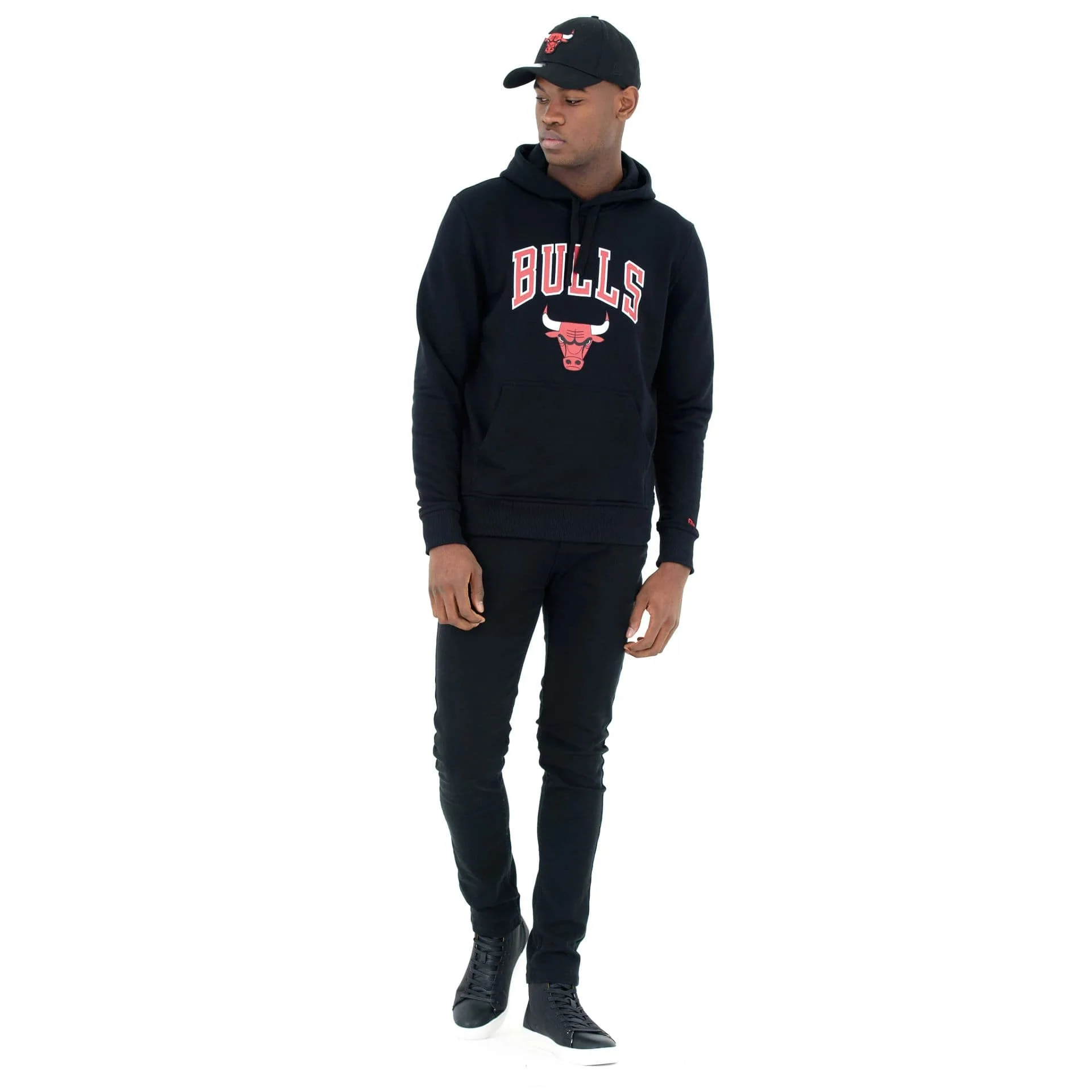 Chicago Bulls NBA Regular Black Pullover Hoodie - Image 6