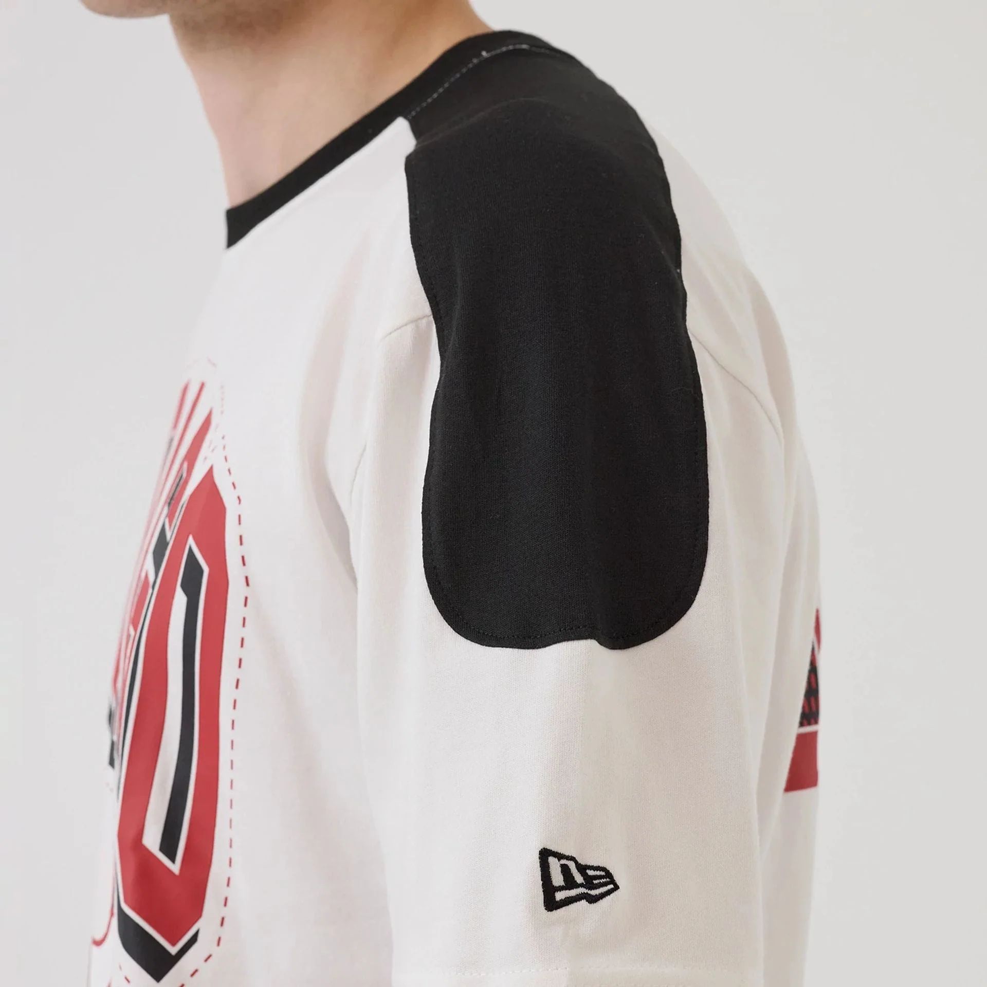 Chicago Bulls NBA Sport Classic White T-Shirt - Image 3
