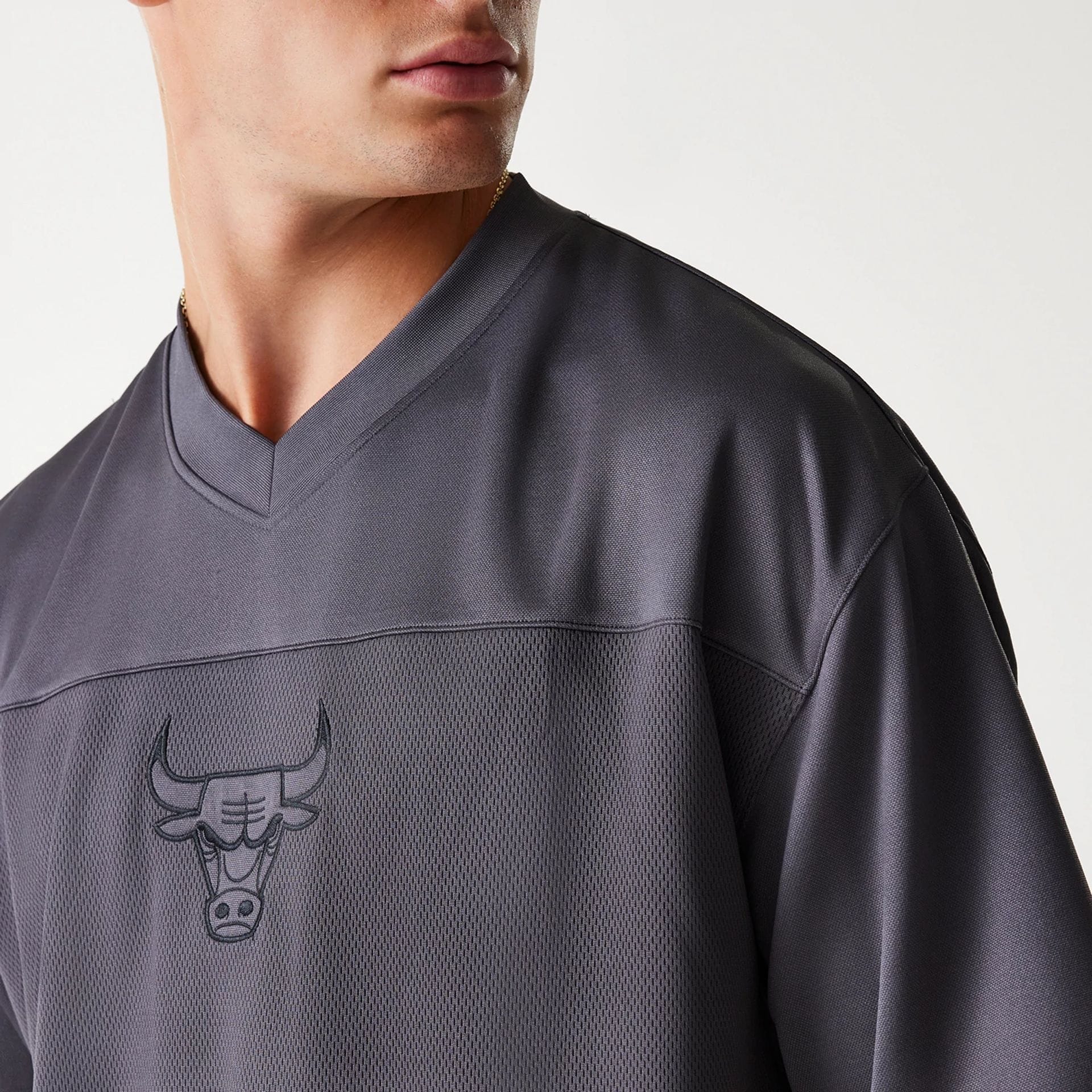 Chicago Bulls NBA Tonal Dark Grey Mesh Jersey - Image 4