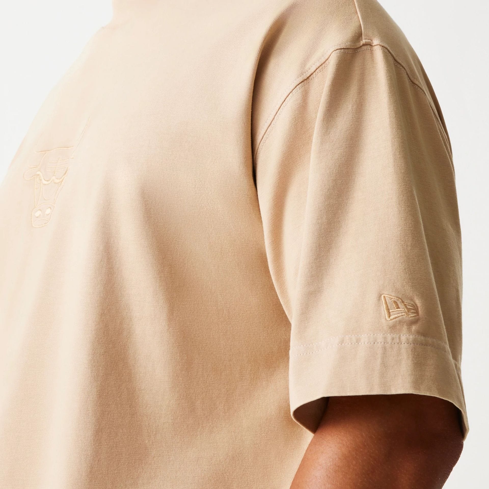 Chicago Bulls NBA Washed Beige Box T-Shirt - Image 5