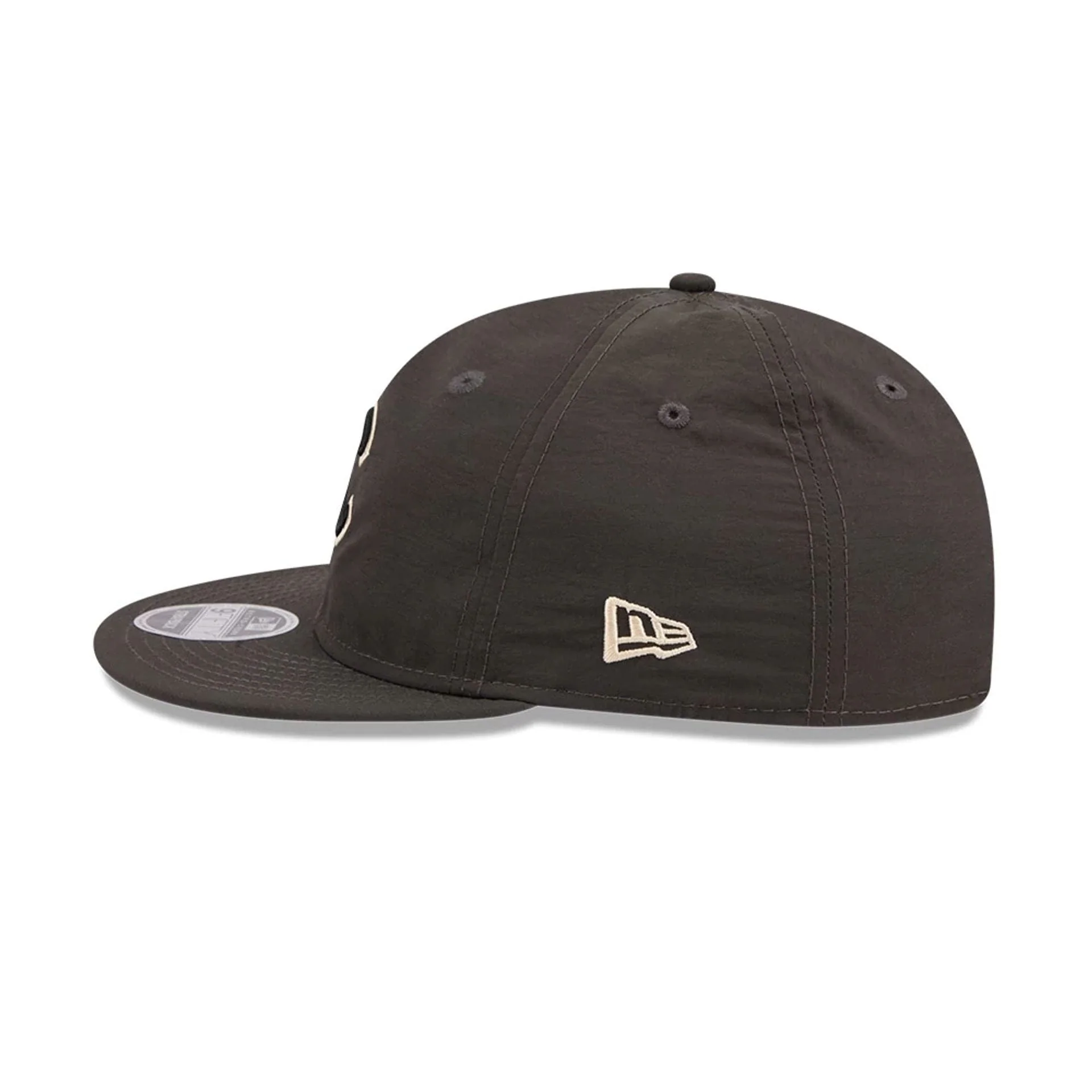Chicago Cubs MLB Nylon Black Retro Crown 9FIFTY Adjustable Cap - Image 5