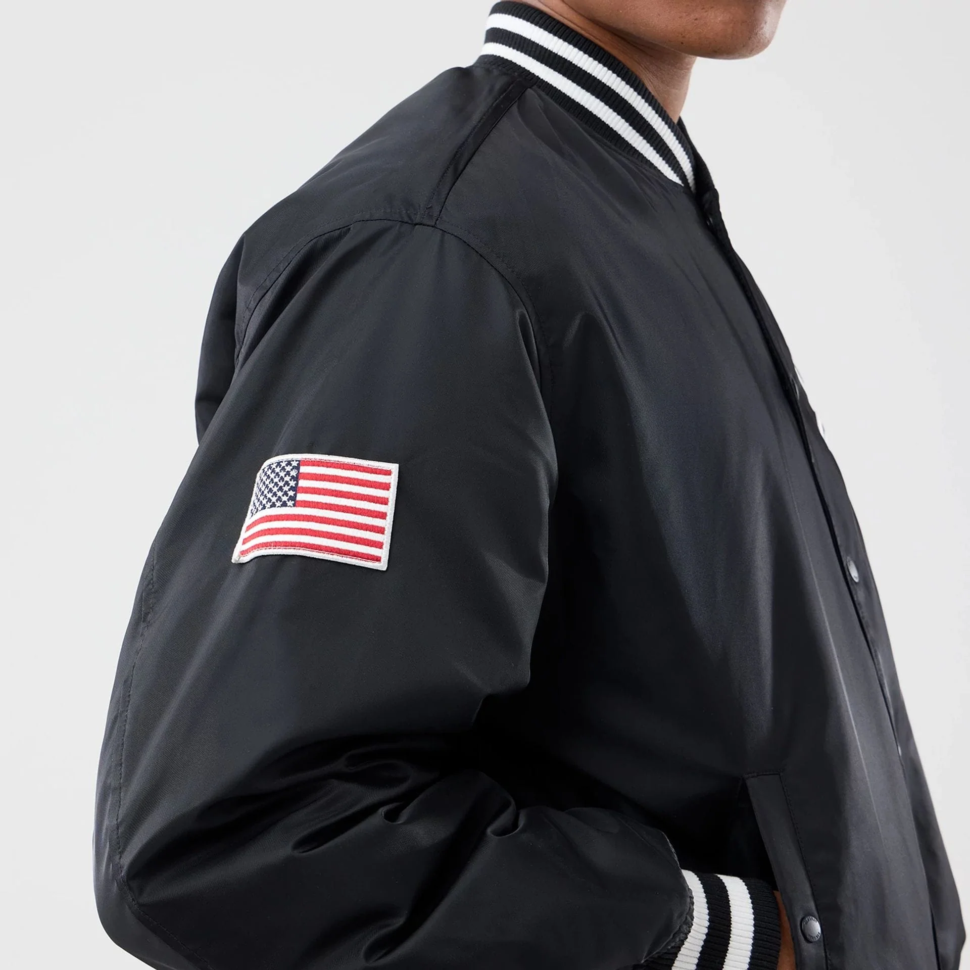 Chicago White Sox MLB Authentic Black Stadium Jacket - Image 5