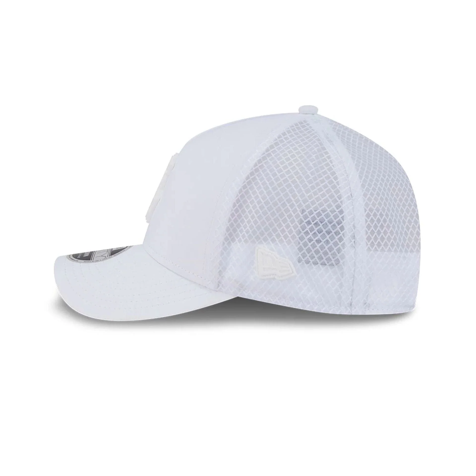 Chicago White Sox MLB Badged White 9FORTY M-Crown A-Frame Trucker Cap - Image 5