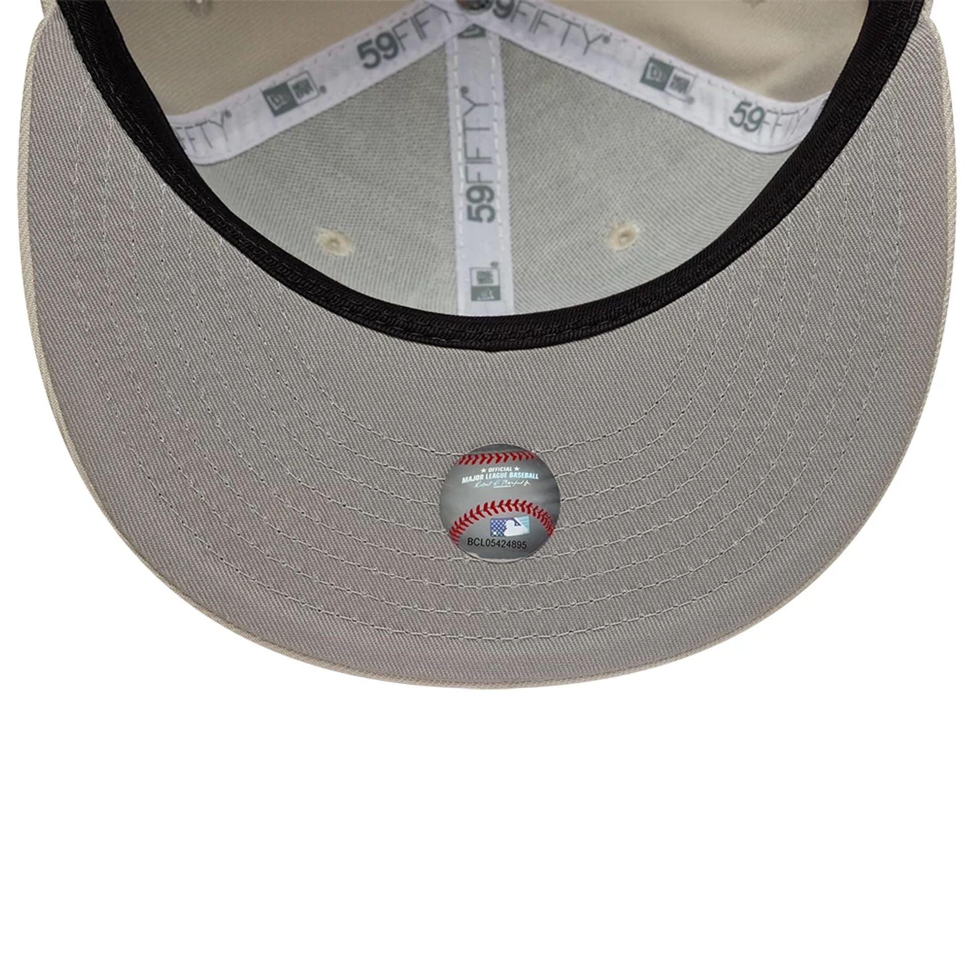 Chicago White Sox MLB Beige 59FIFTY Fitted Cap - Image 2