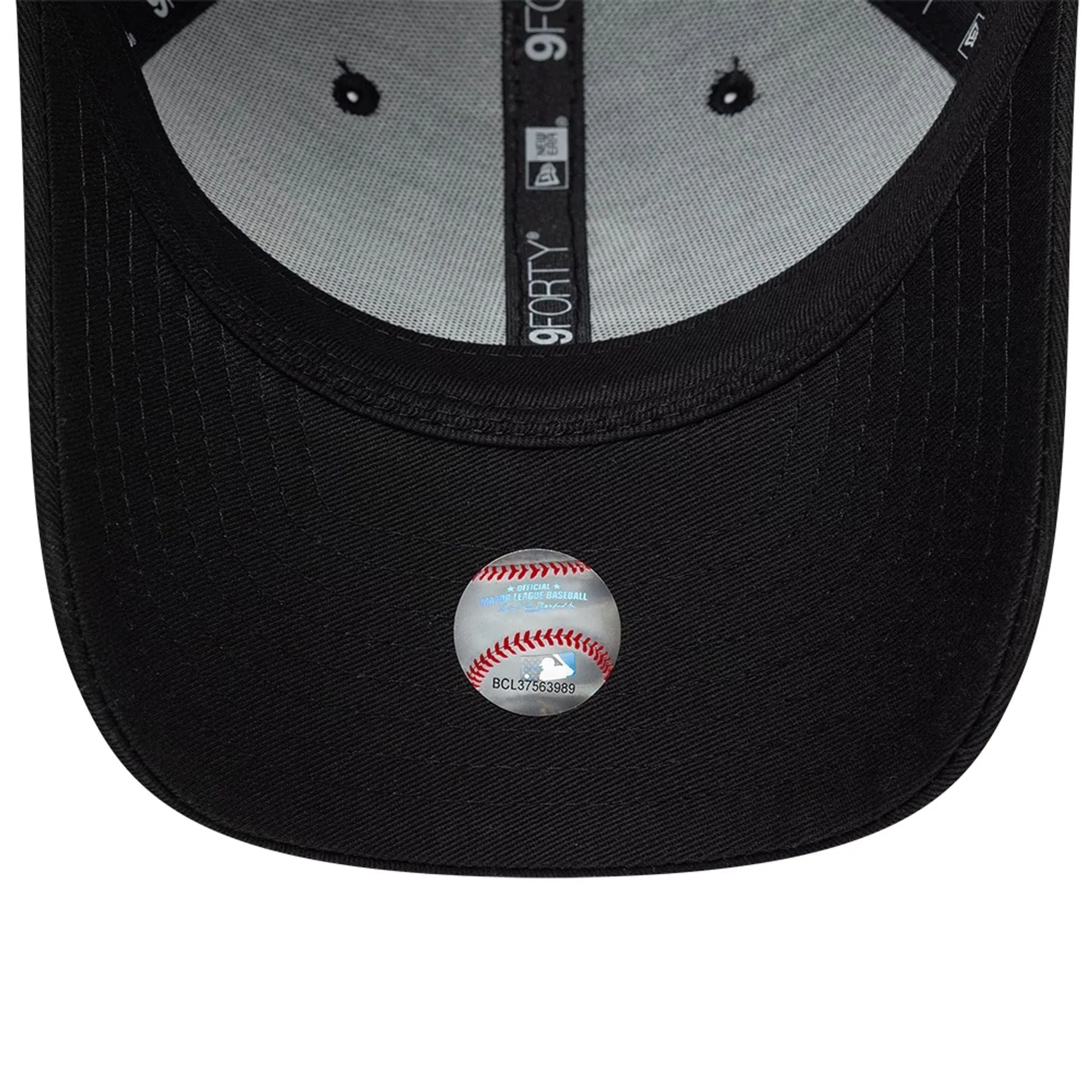 Chicago White Sox MLB Black 9FORTY M-Crown Adjustable Cap - Image 7