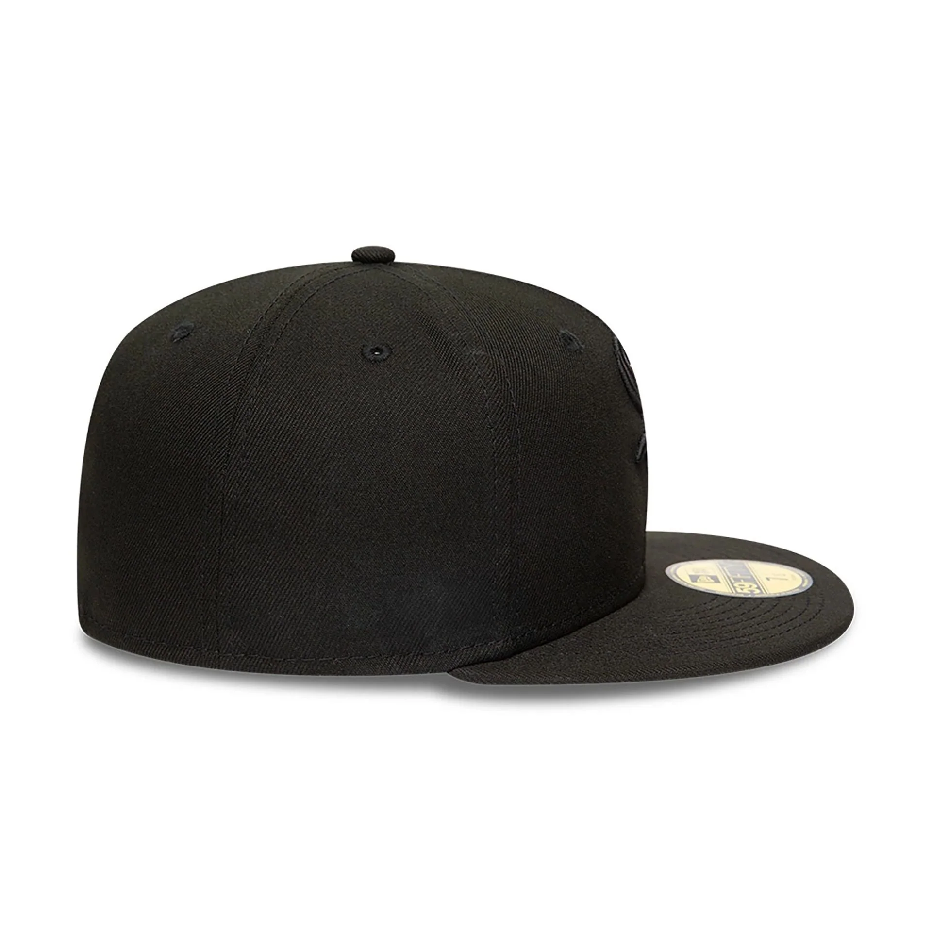 Chicago White Sox MLB Black on Black 59FIFTY Fitted Cap - Image 4