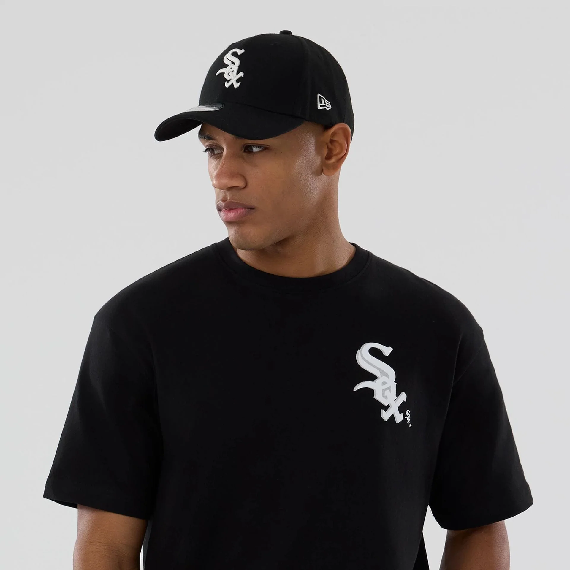 Chicago White Sox MLB Graphic Black T-Shirt - Image 6