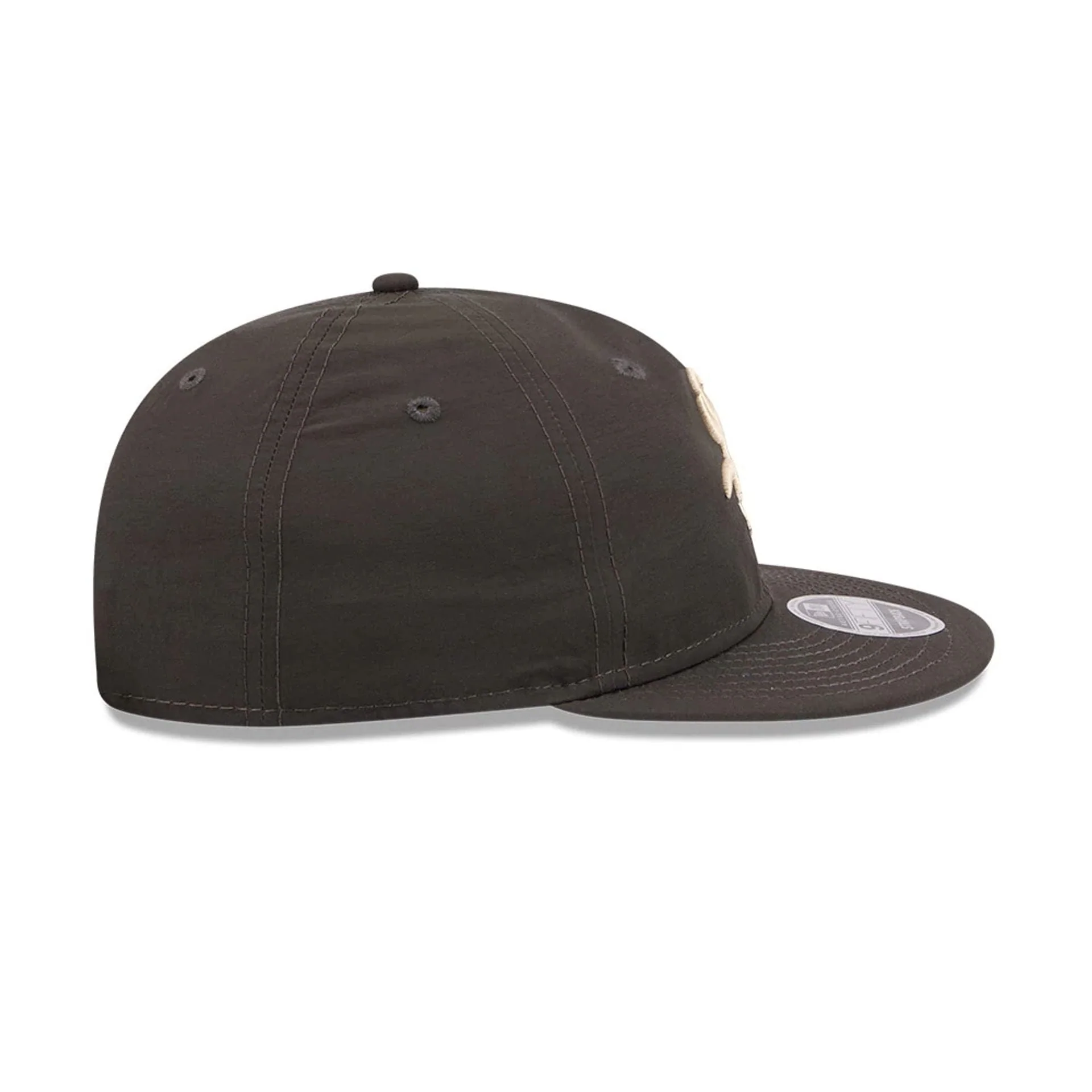 Chicago White Sox MLB Nylon Black Retro Crown 9FIFTY Adjustable Cap - Image 6