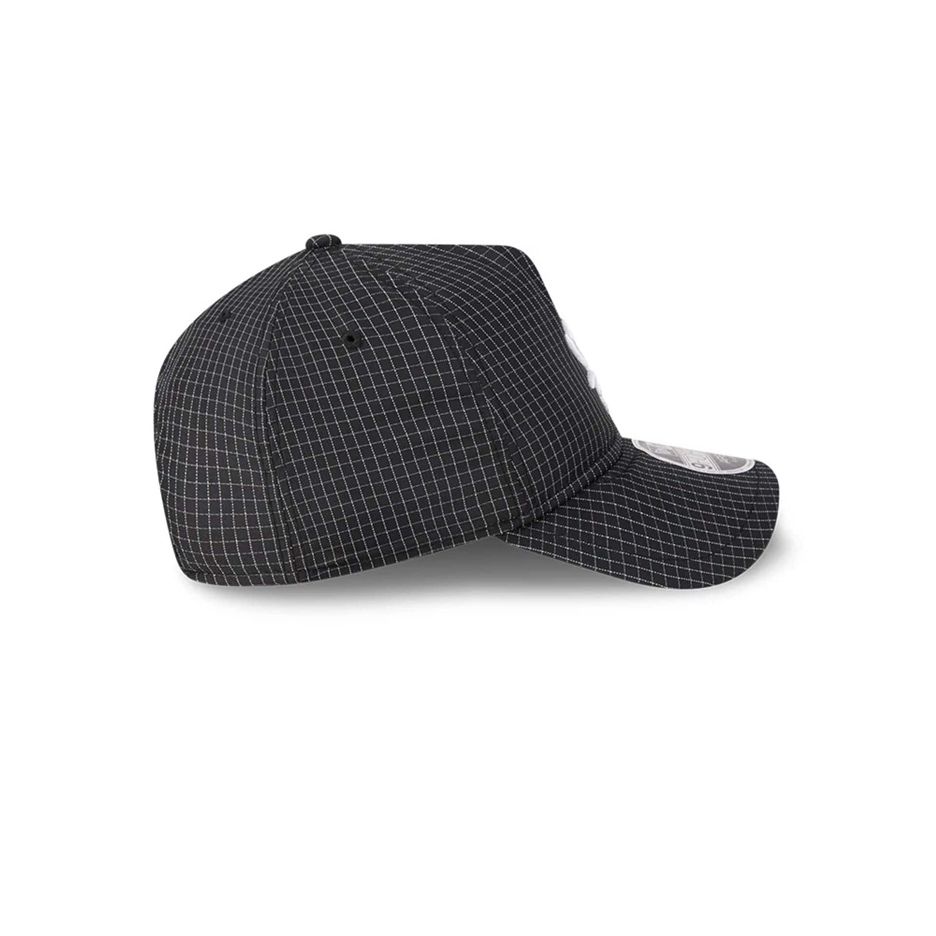Chicago White Sox MLB Quickstrike Black 9FORTY Apex Adjustable Cap - Image 6