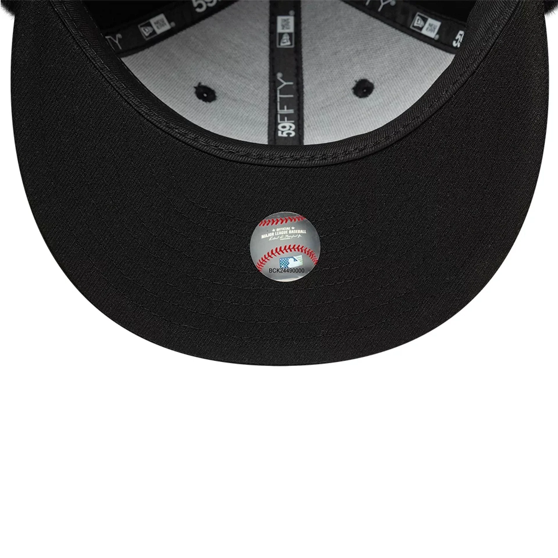 Chicago White Sox MLB World Series Black Dogear 59FIFTY Fitted Cap - Image 7
