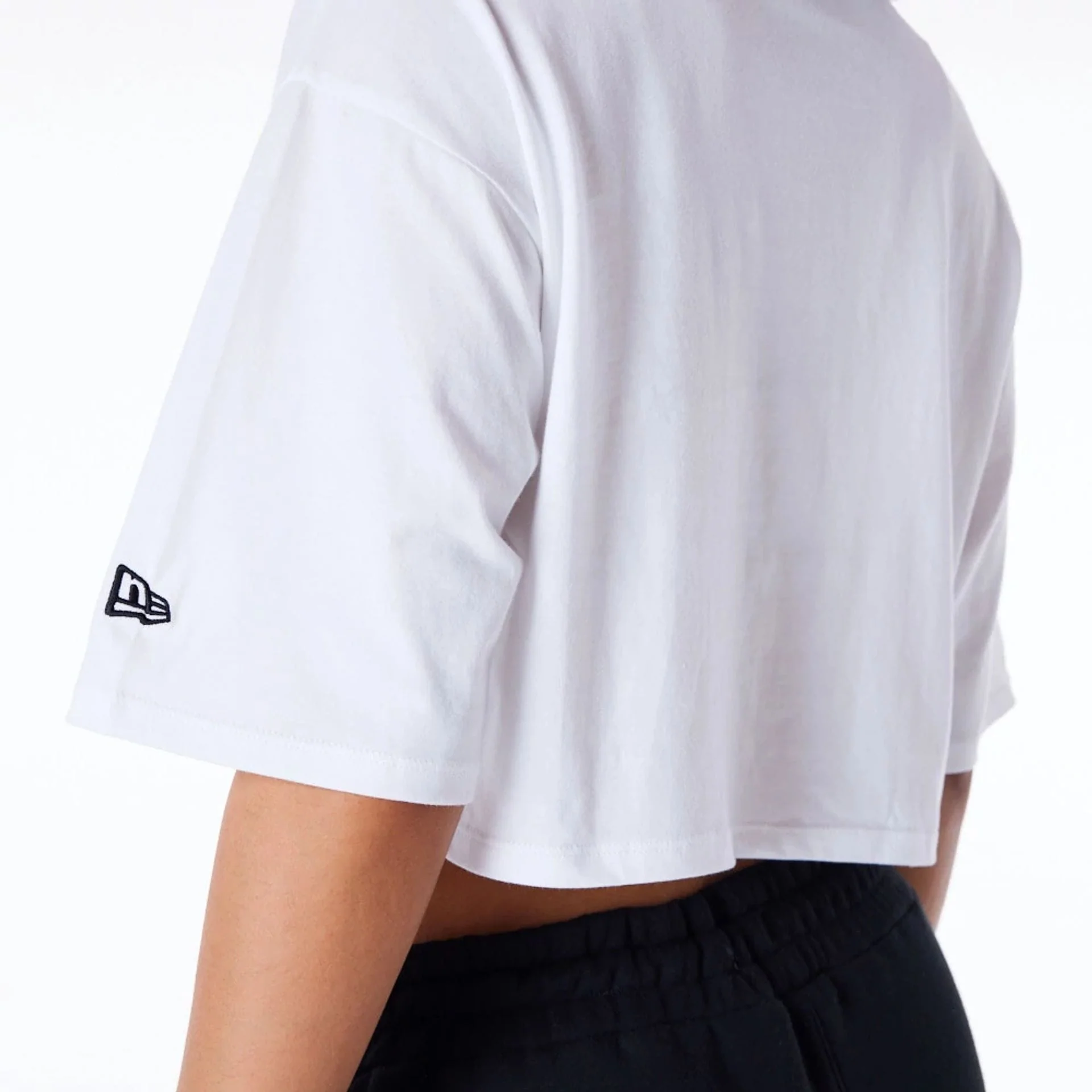 Chicago White Sox Womens MLB Lifestyle White Crop T-Shirt - Image 3