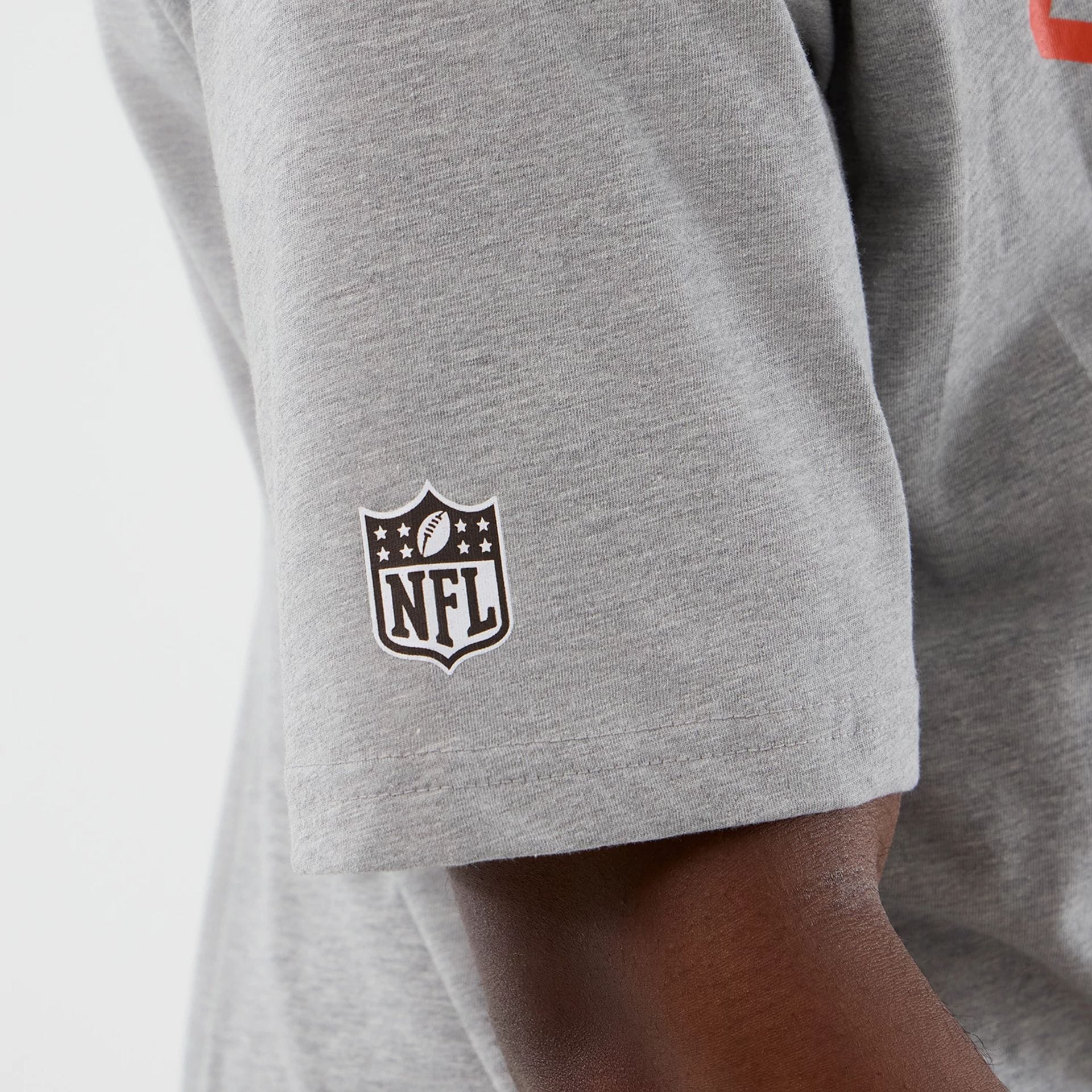 Cleveland Browns NFL International Series Games Grey Oversized T-Shirt - Image 6