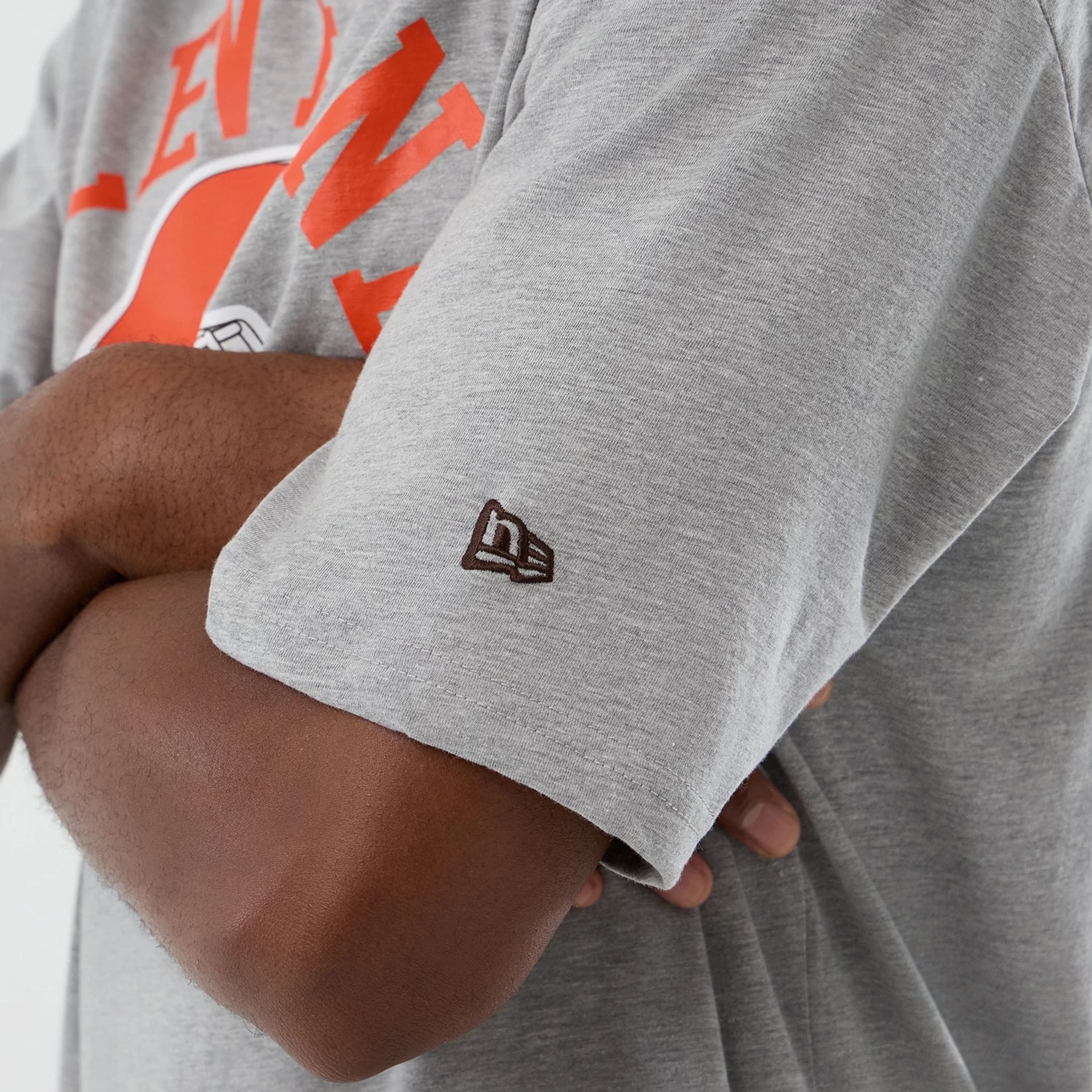 Cleveland Browns NFL International Series Games Grey Oversized T-Shirt - Image 7