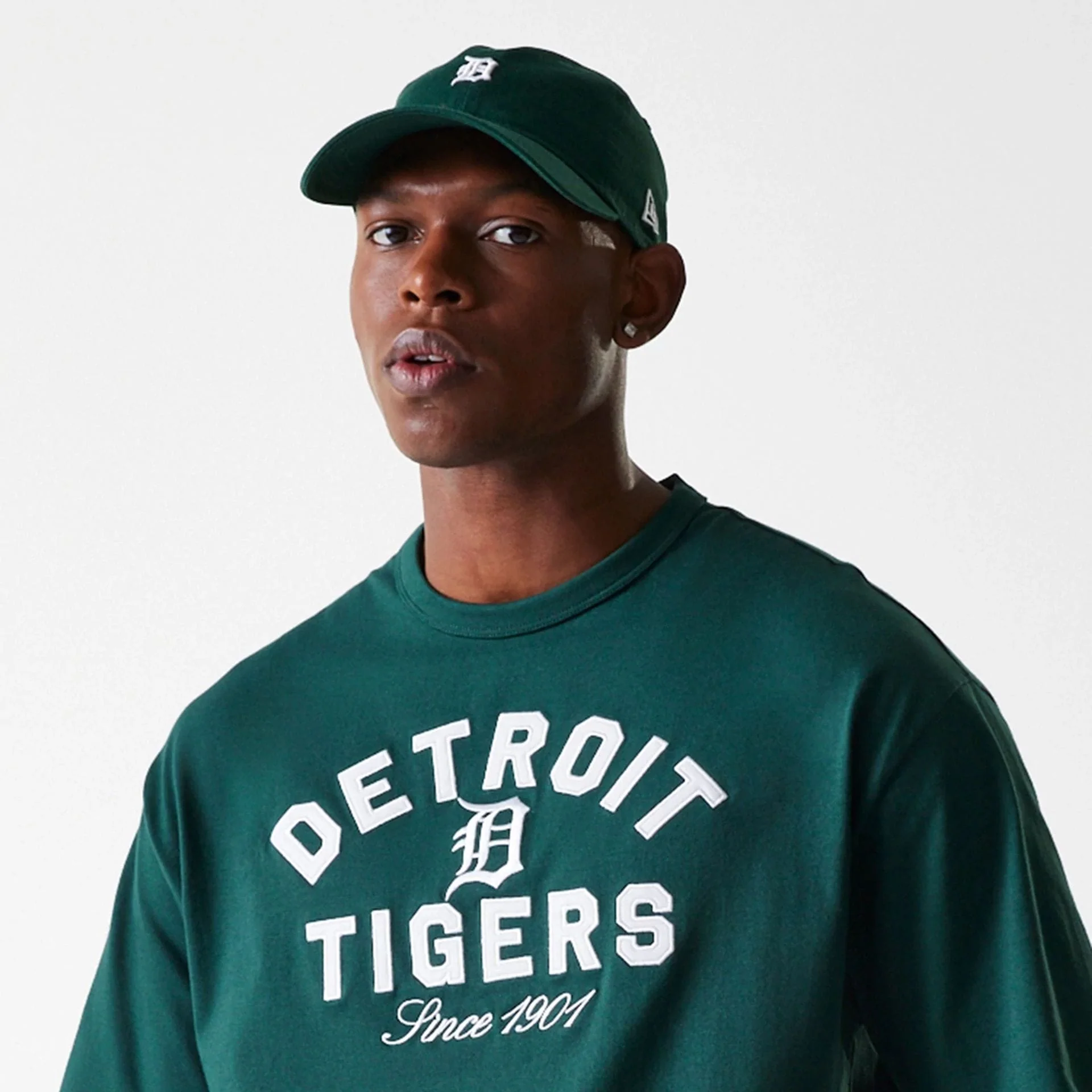 Detroit Tigers MLB Heritage Dark Green Oversized T-Shirt - Image 5