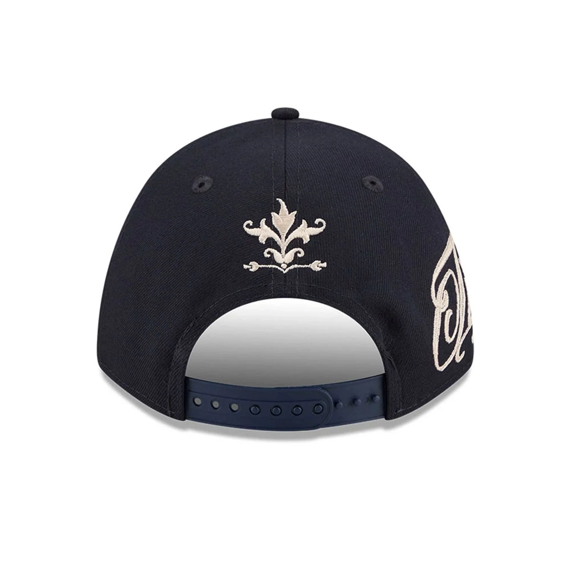 Detroit Tigers MLB Script Navy 9FORTY M-Crown A-Frame Adjustable Cap - Image 3