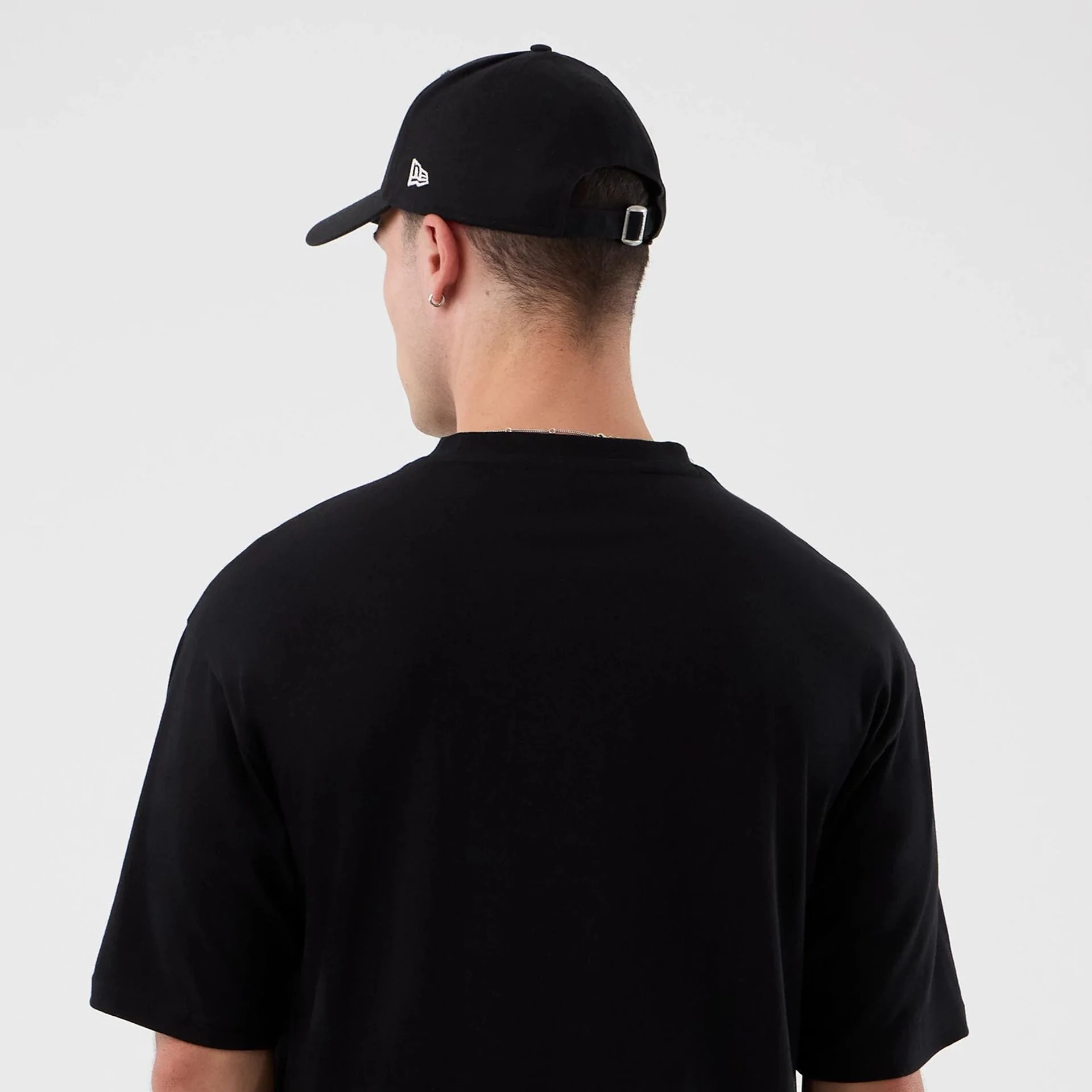 Dublin Game NFL International Series Games Black Oversized T-Shirt - Image 7