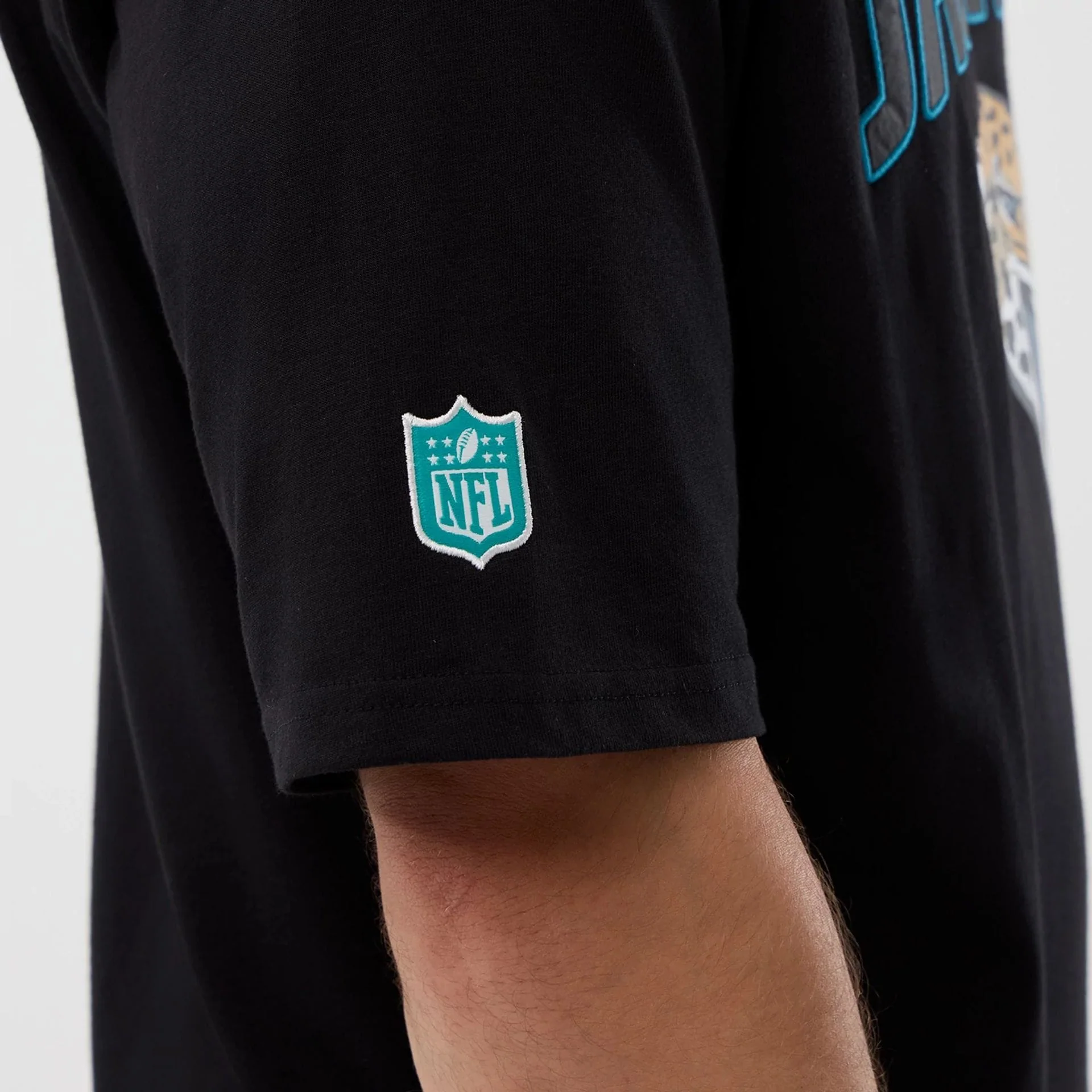 Jacksonville Jaguars NFL International Series Games Black Oversized T-Shirt - Image 4