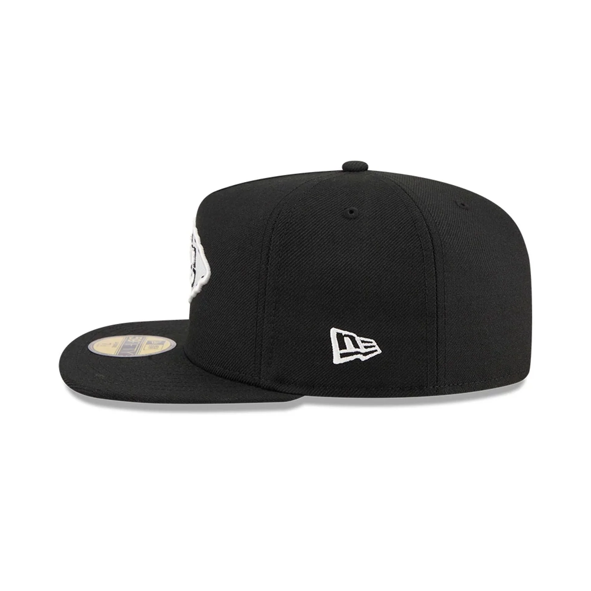 Kansas City Chiefs NFL Chiseled Embroidery Black 59FIFTY A-Frame Fitted Cap - Image 7