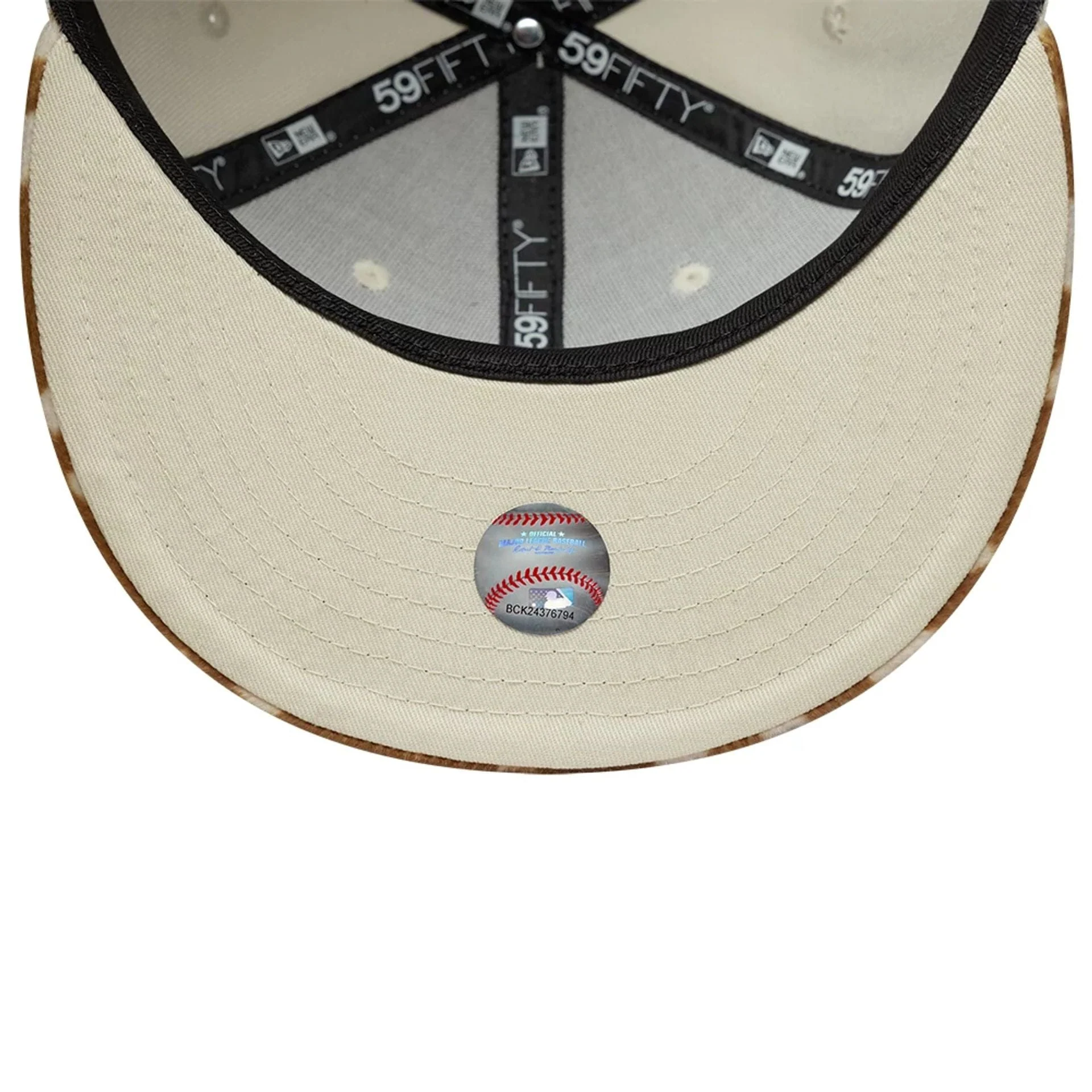 LA Dodgers Animal Print Beige 59FIFTY Fitted Cap - Image 7