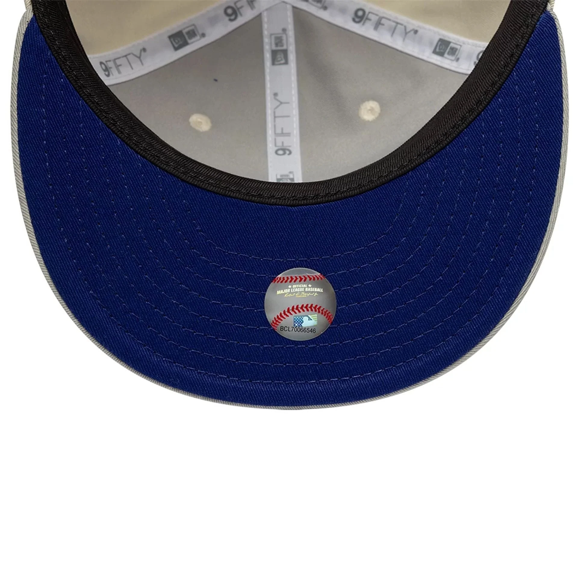 LA Dodgers Hajime Sorayama X MLB Cream Retro Crown 9FIFTY Adjustable Cap - Image 2