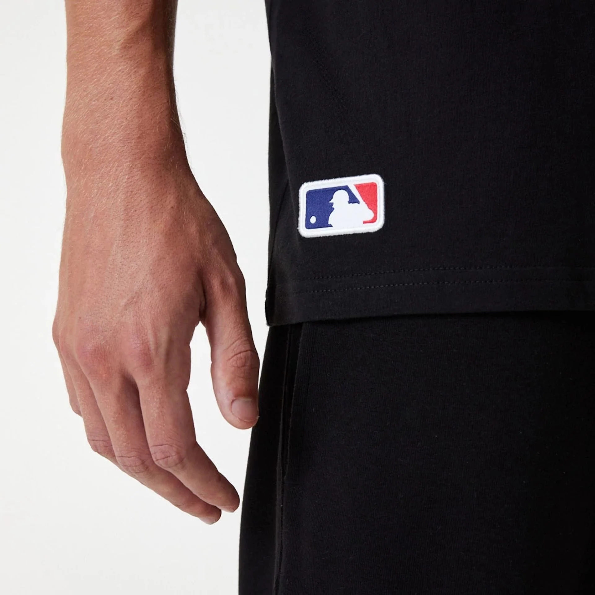 LA Dodgers MLB Essential Black Oversized T-Shirt - Image 4