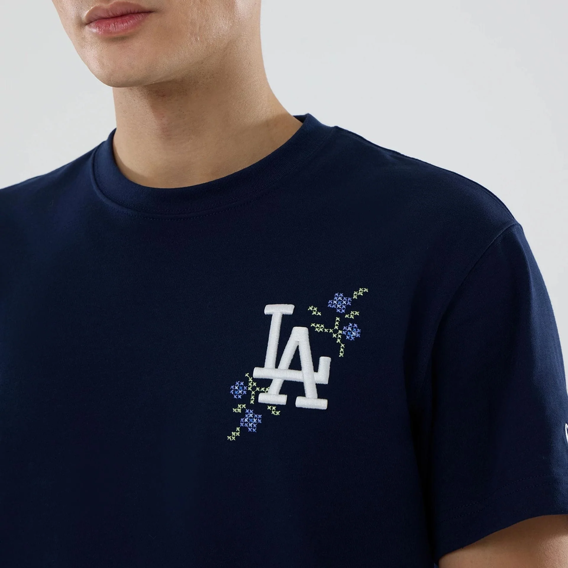LA Dodgers MLB Garden Blue T-Shirt - Image 3